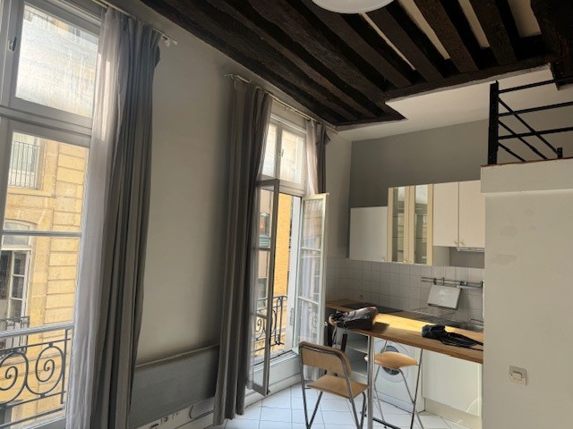 Vente Appartement à Paris Louvre 1er arrondissement 1 pièce