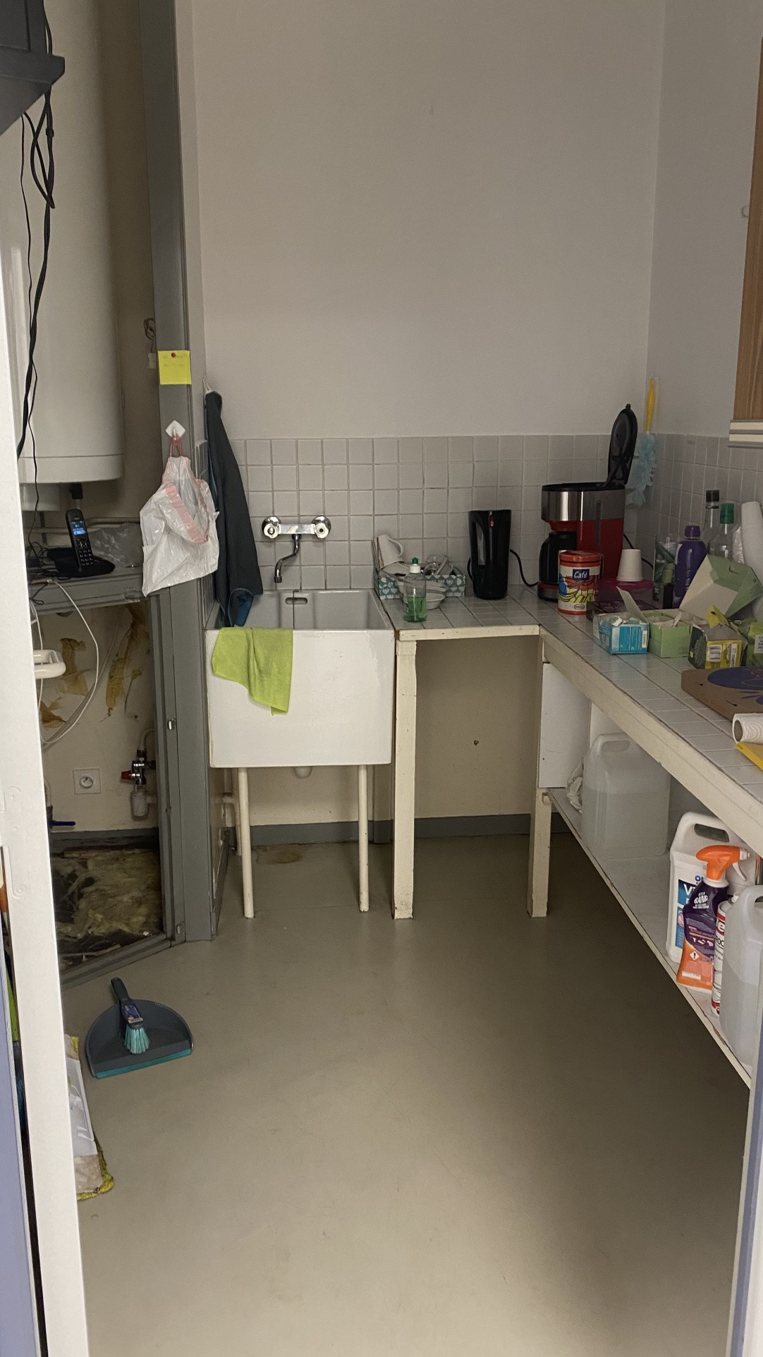 Location Bureau / Commerce à Saint-Étienne 6 pièces