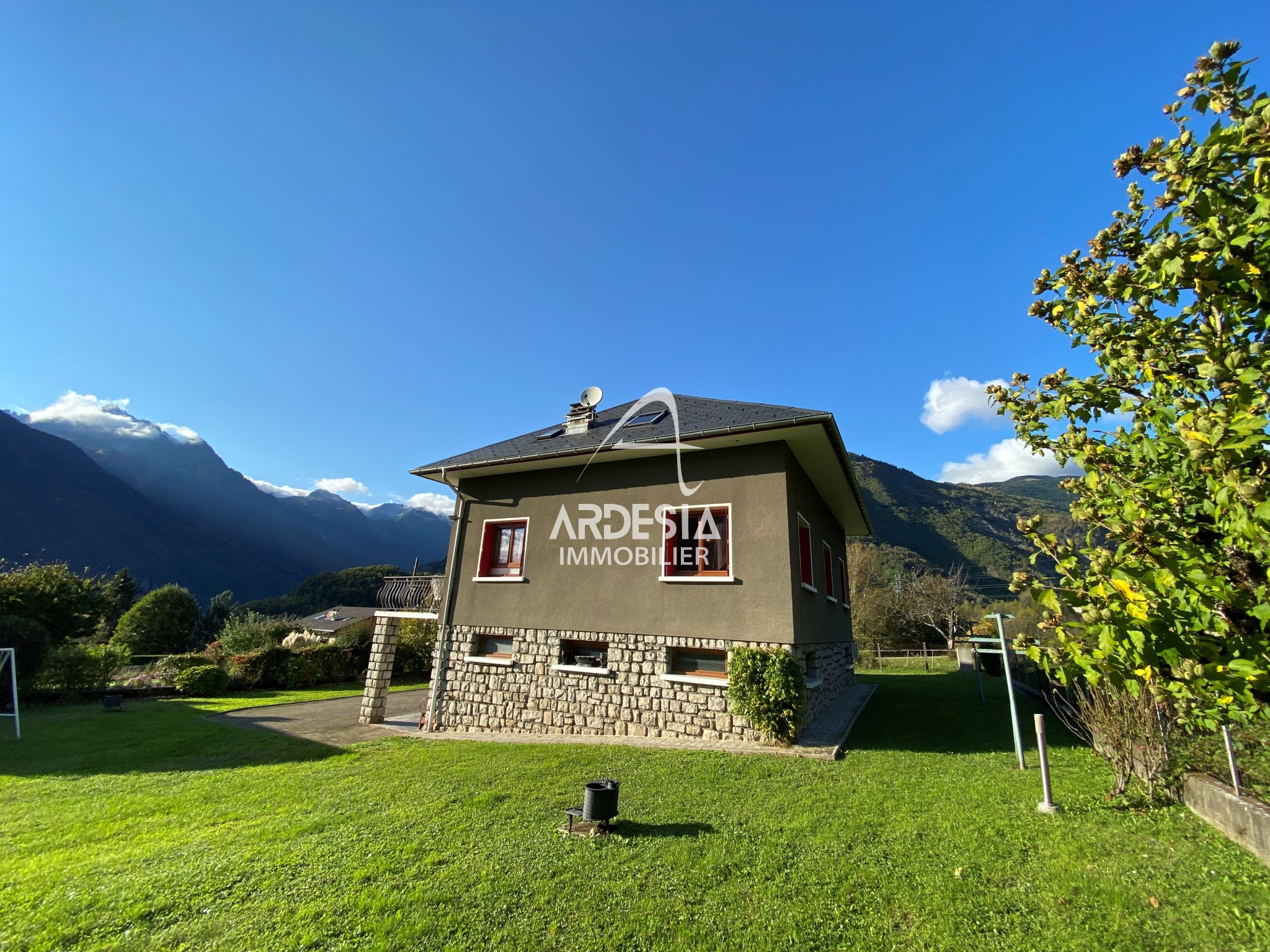 Vente Maison à Saint-Martin-sur-la-Chambre 9 pièces