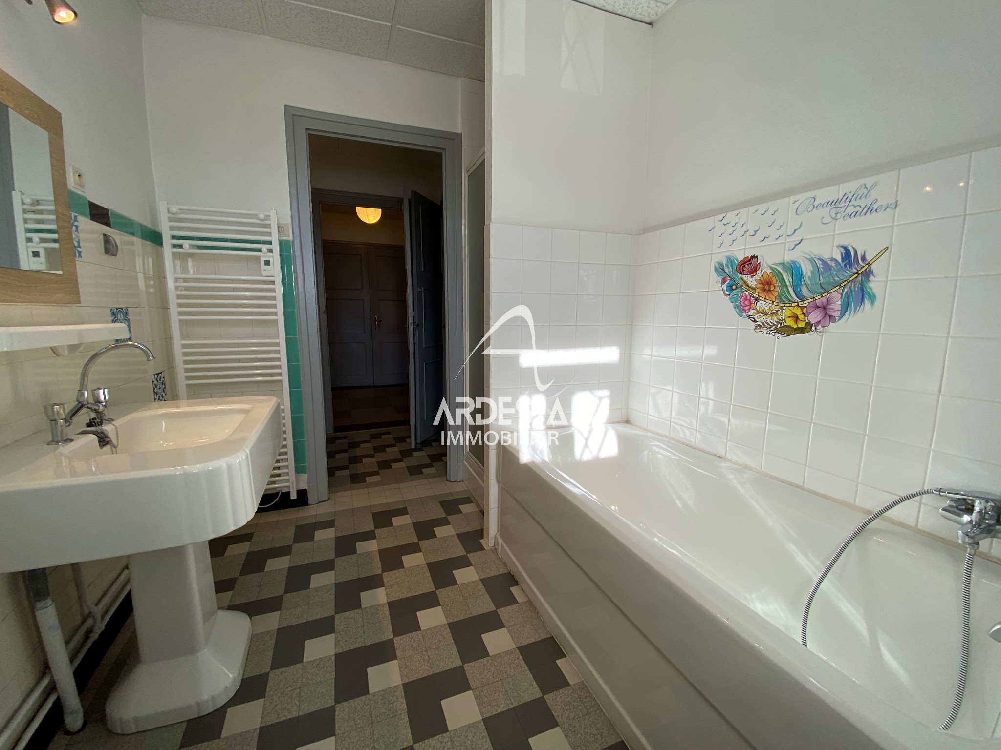 Vente Appartement à Saint-Avre 5 pièces