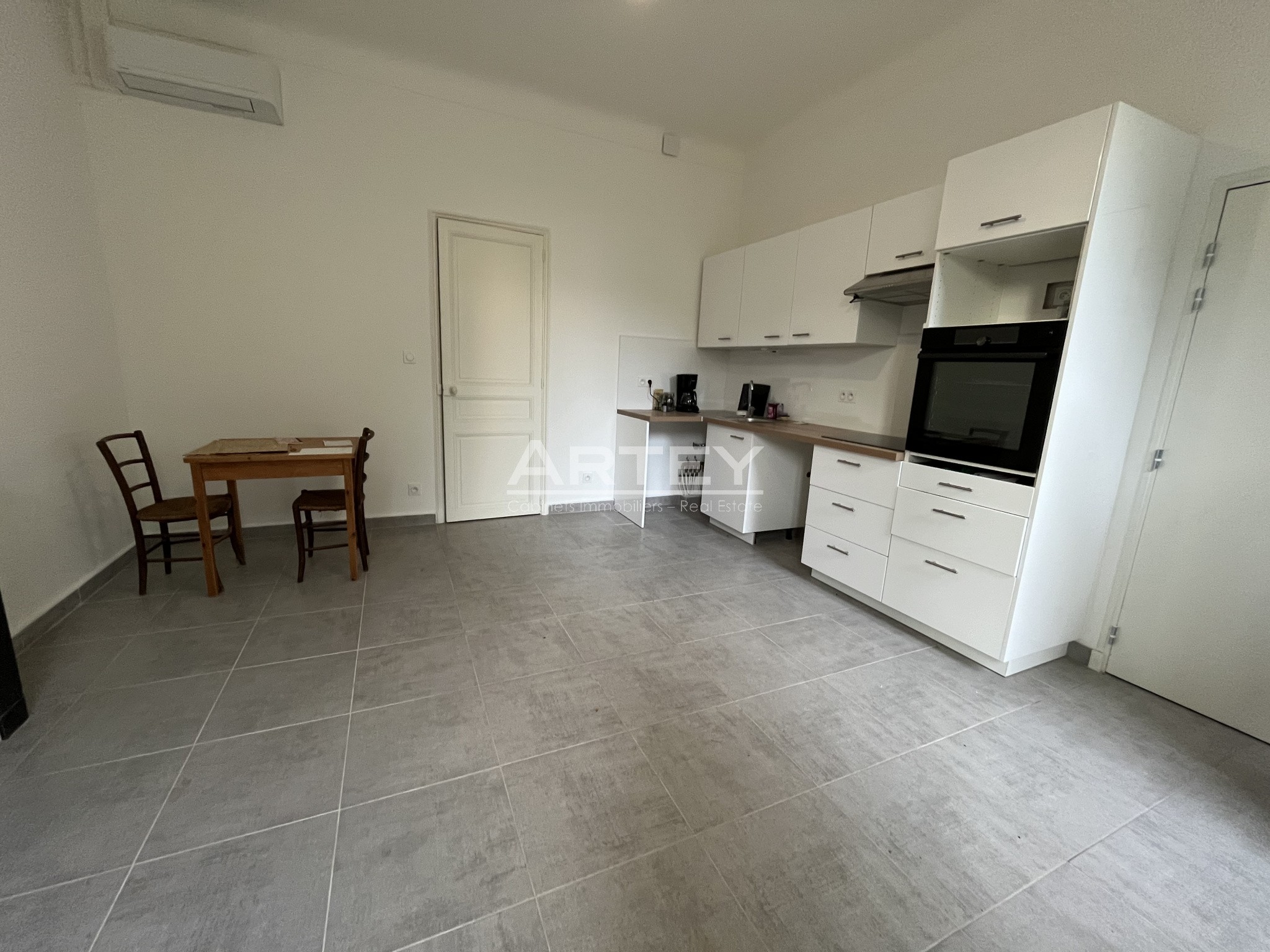 Location Appartement à Toulon 2 pièces