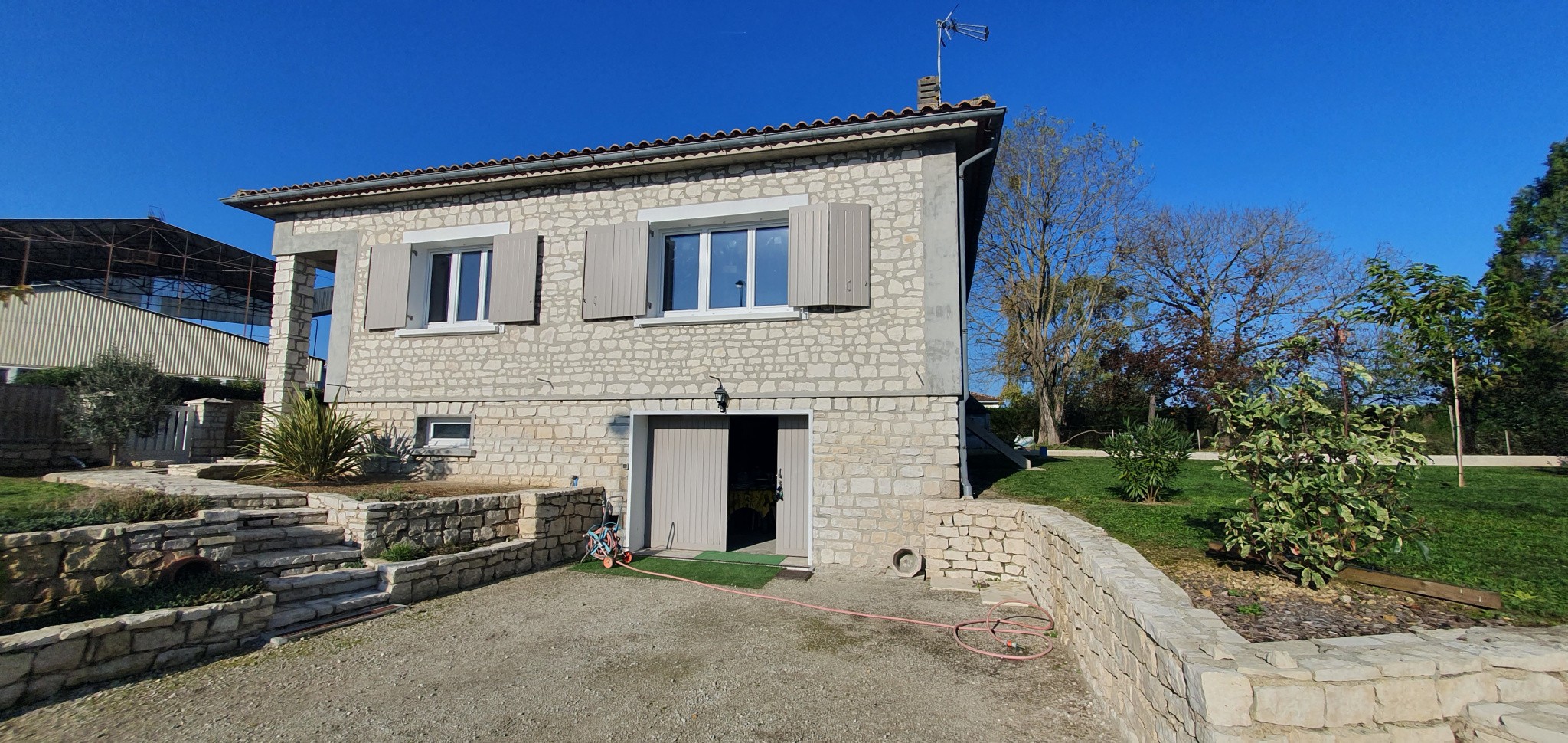 Vente Maison à Châteauneuf-sur-Charente 5 pièces