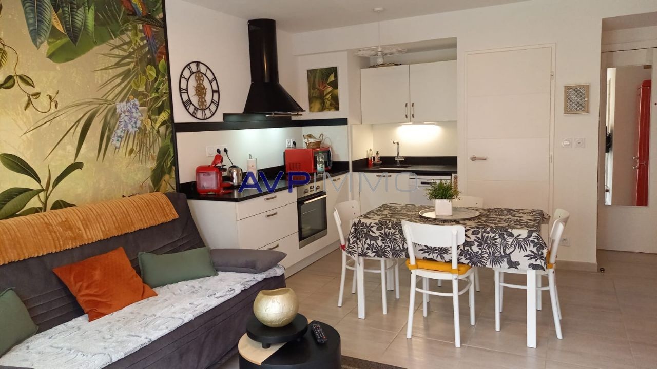 Vente Appartement à Saint-Cyr-sur-Mer 2 pièces