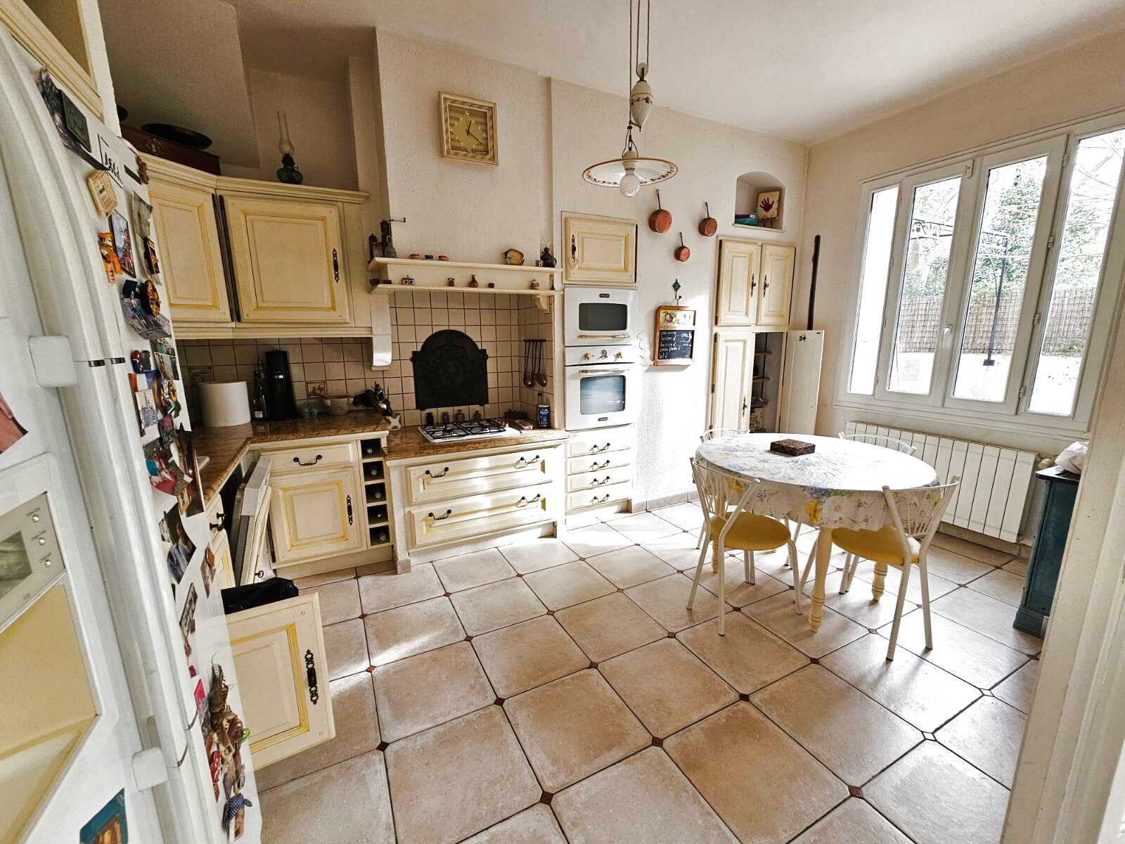 Vente Maison à Marseille 6e arrondissement 6 pièces