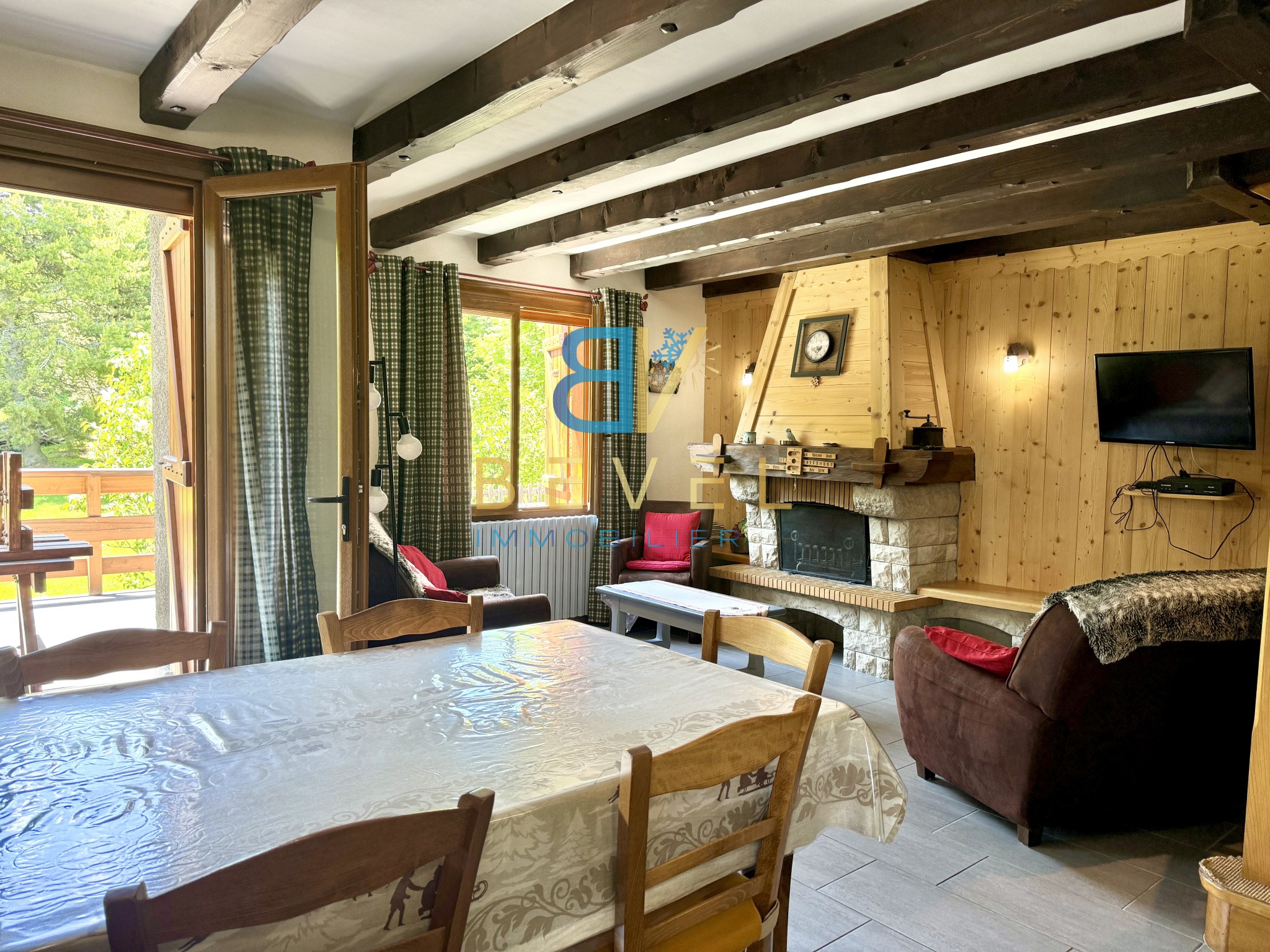 Vente Maison à Fontcouverte-la-Toussuire 12 pièces