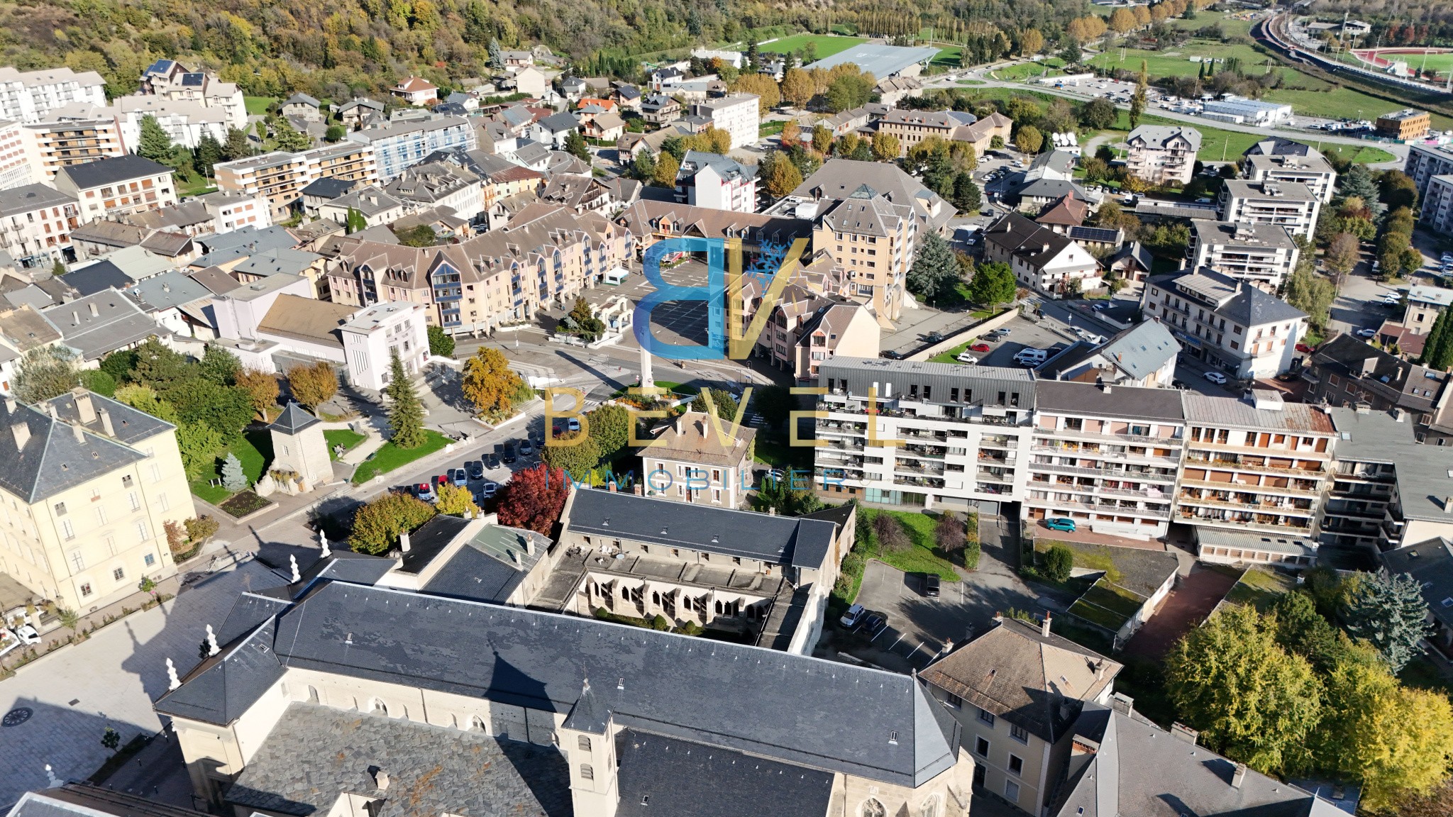 Vente Maison à Saint-Jean-de-Maurienne 16 pièces