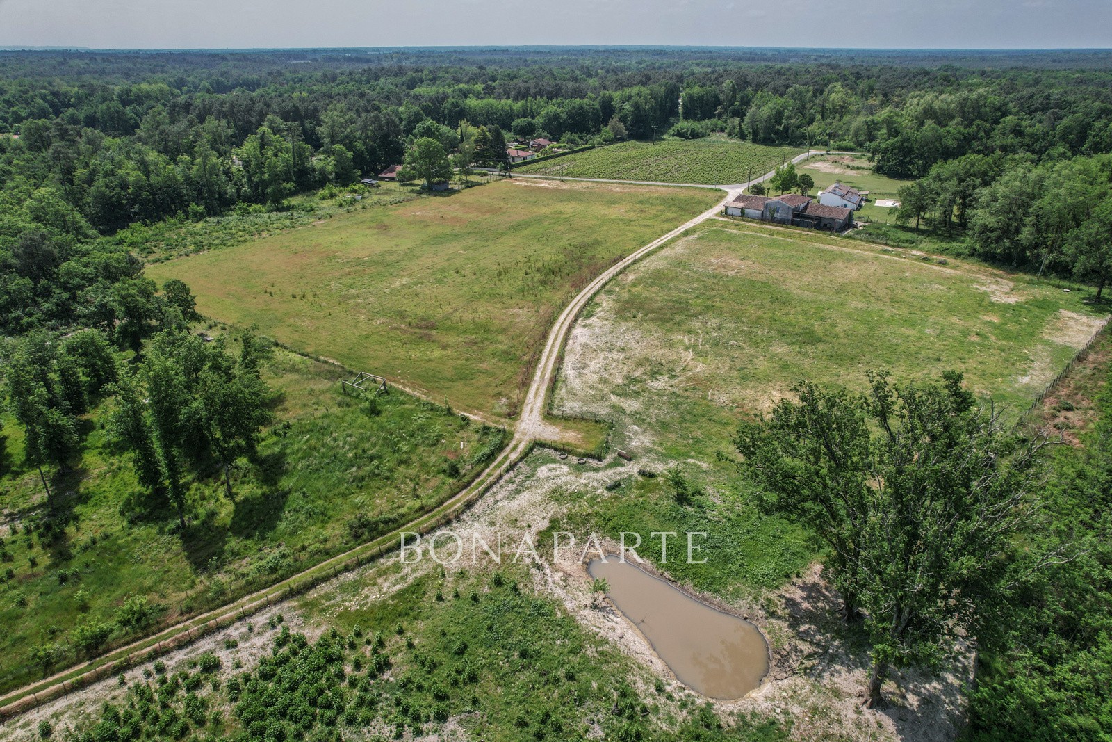 Vente Maison à Saint-Sauveur 15 pièces