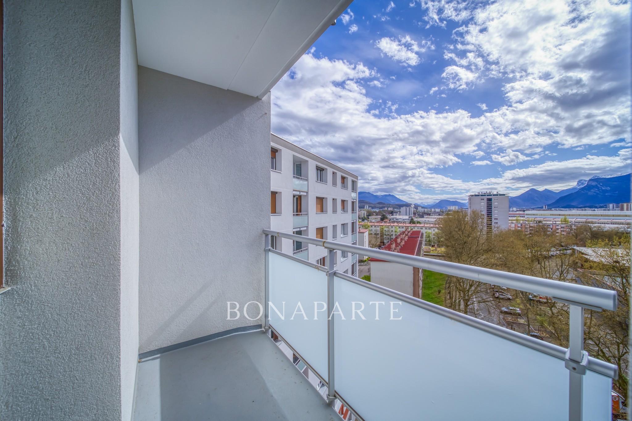 Vente Appartement à Grenoble 5 pièces