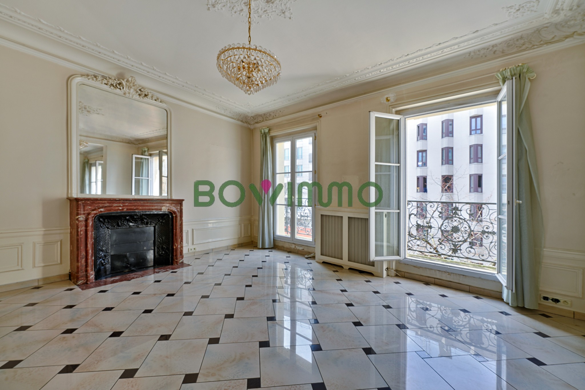 Vente Appartement à Paris Butte-Montmartre 18e arrondissement 4 pièces