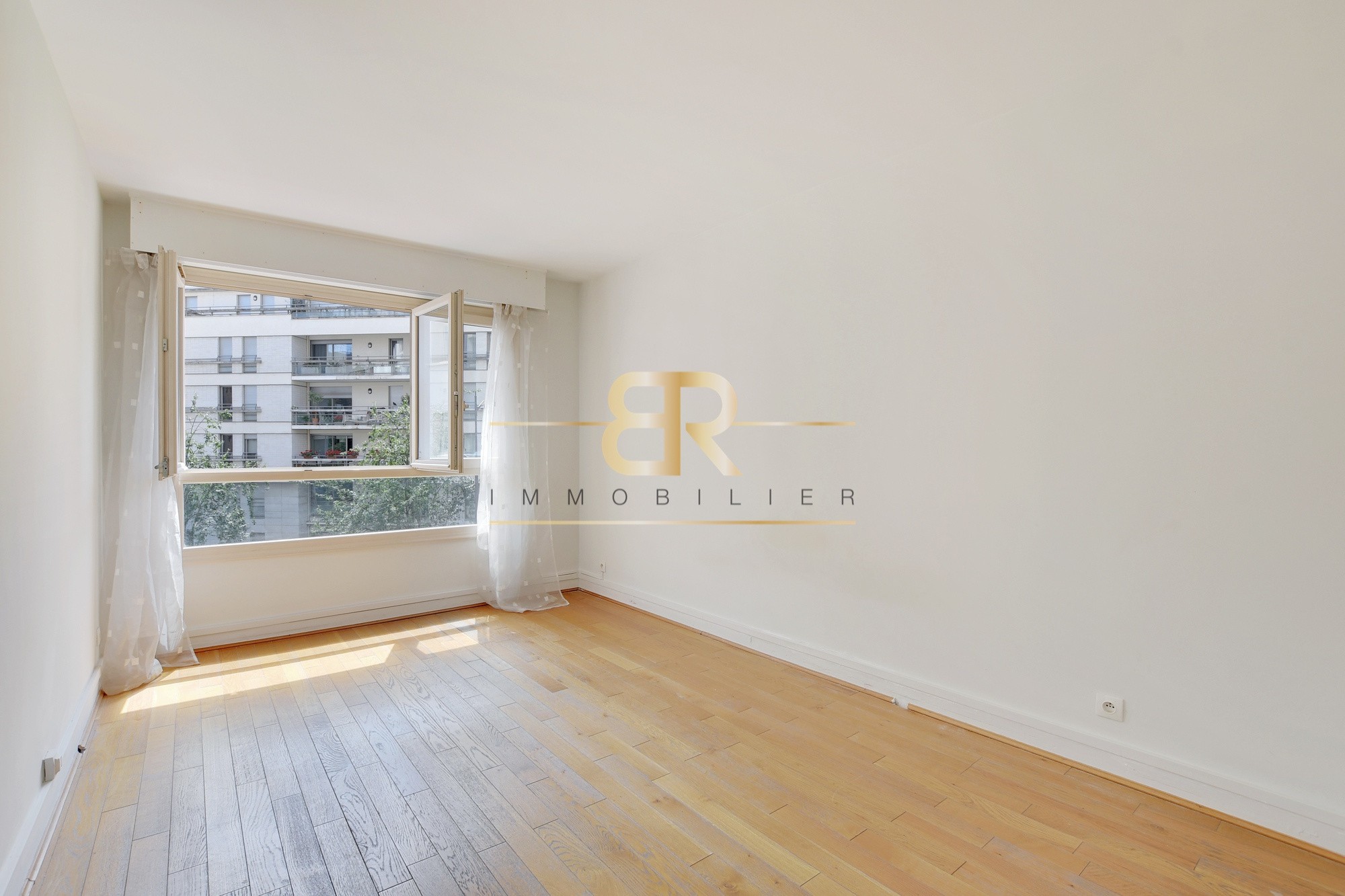 Vente Appartement à Paris Vaugirard 15e arrondissement 3 pièces