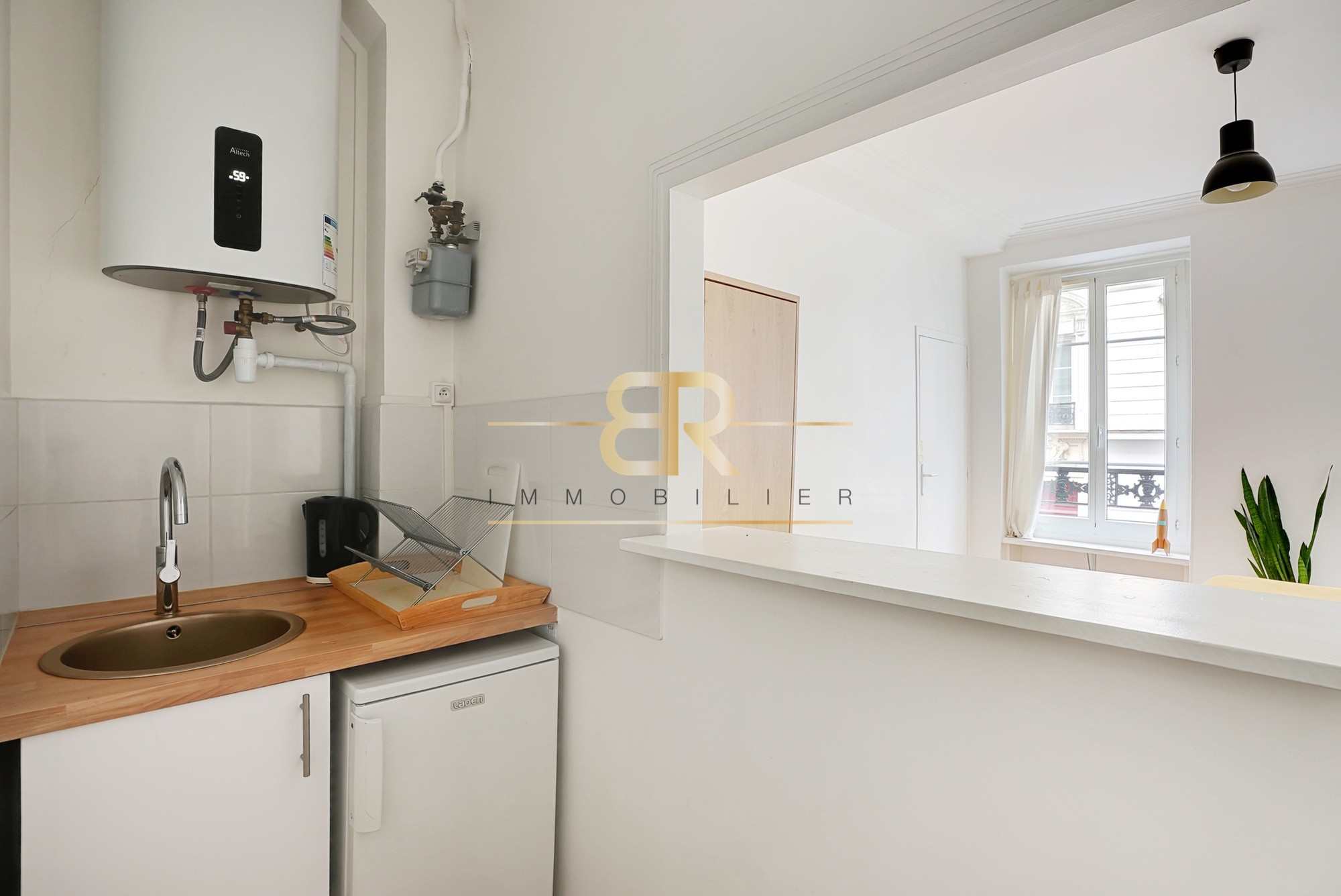 Vente Appartement à Paris Butte-Montmartre 18e arrondissement 1 pièce