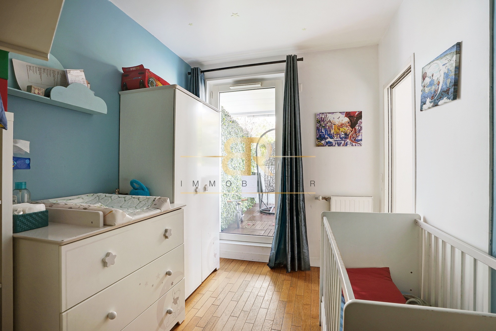 Vente Appartement à Paris Buttes-Chaumont 19e arrondissement 3 pièces