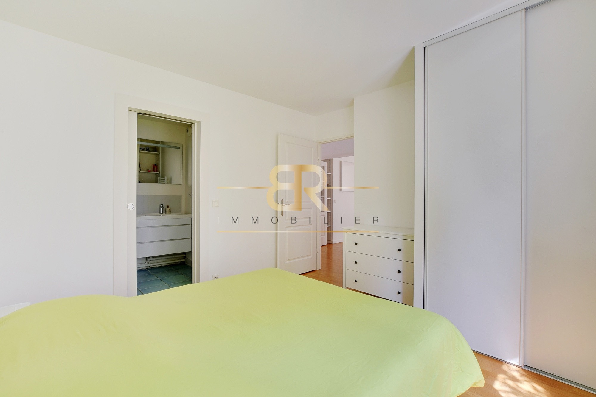 Vente Appartement à Paris Butte-Montmartre 18e arrondissement 2 pièces