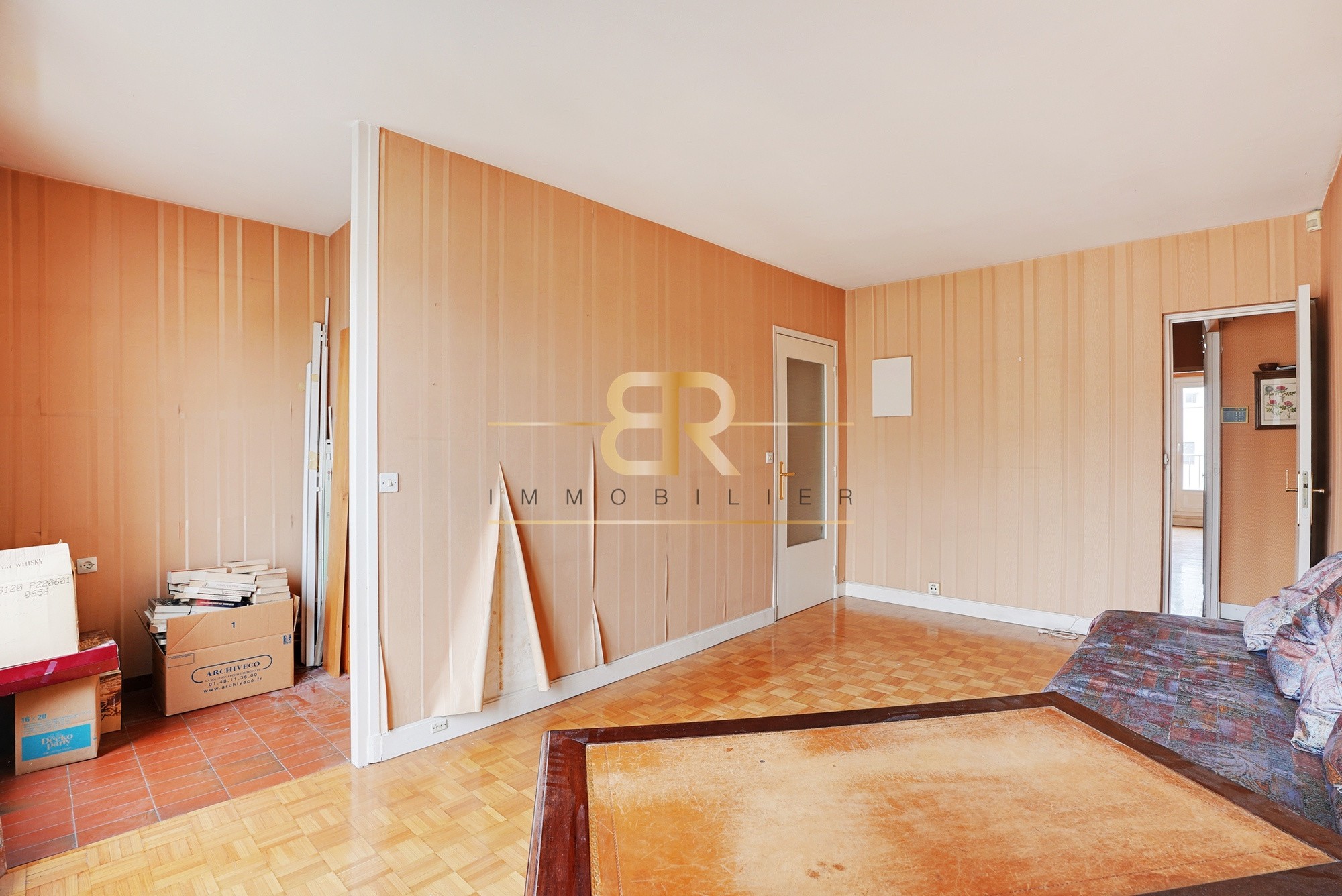 Vente Appartement à Paris Buttes-Chaumont 19e arrondissement 4 pièces