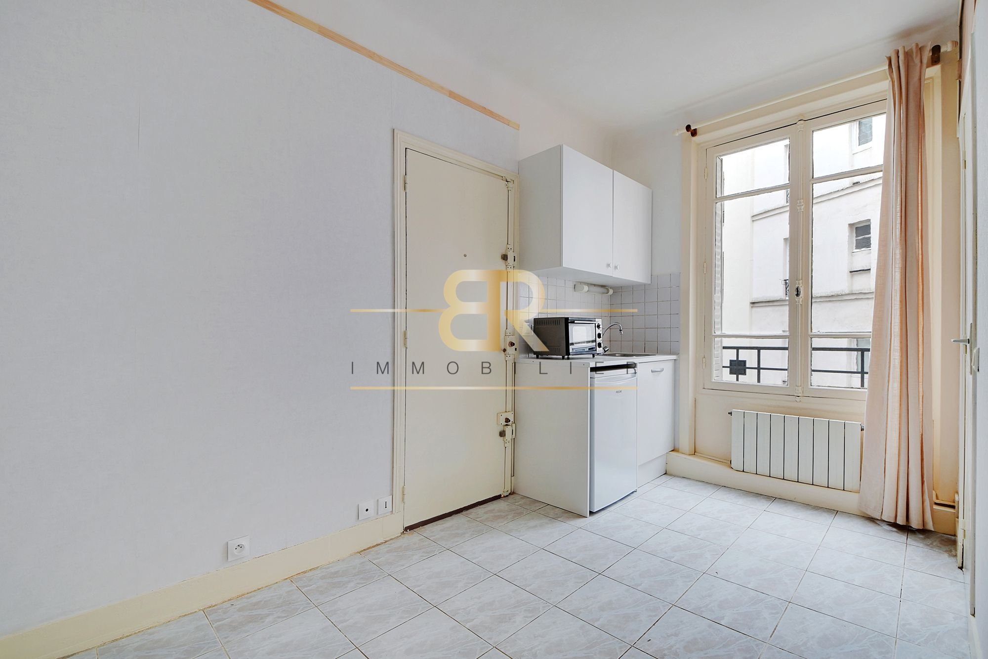 Vente Appartement à Paris Butte-Montmartre 18e arrondissement 1 pièce