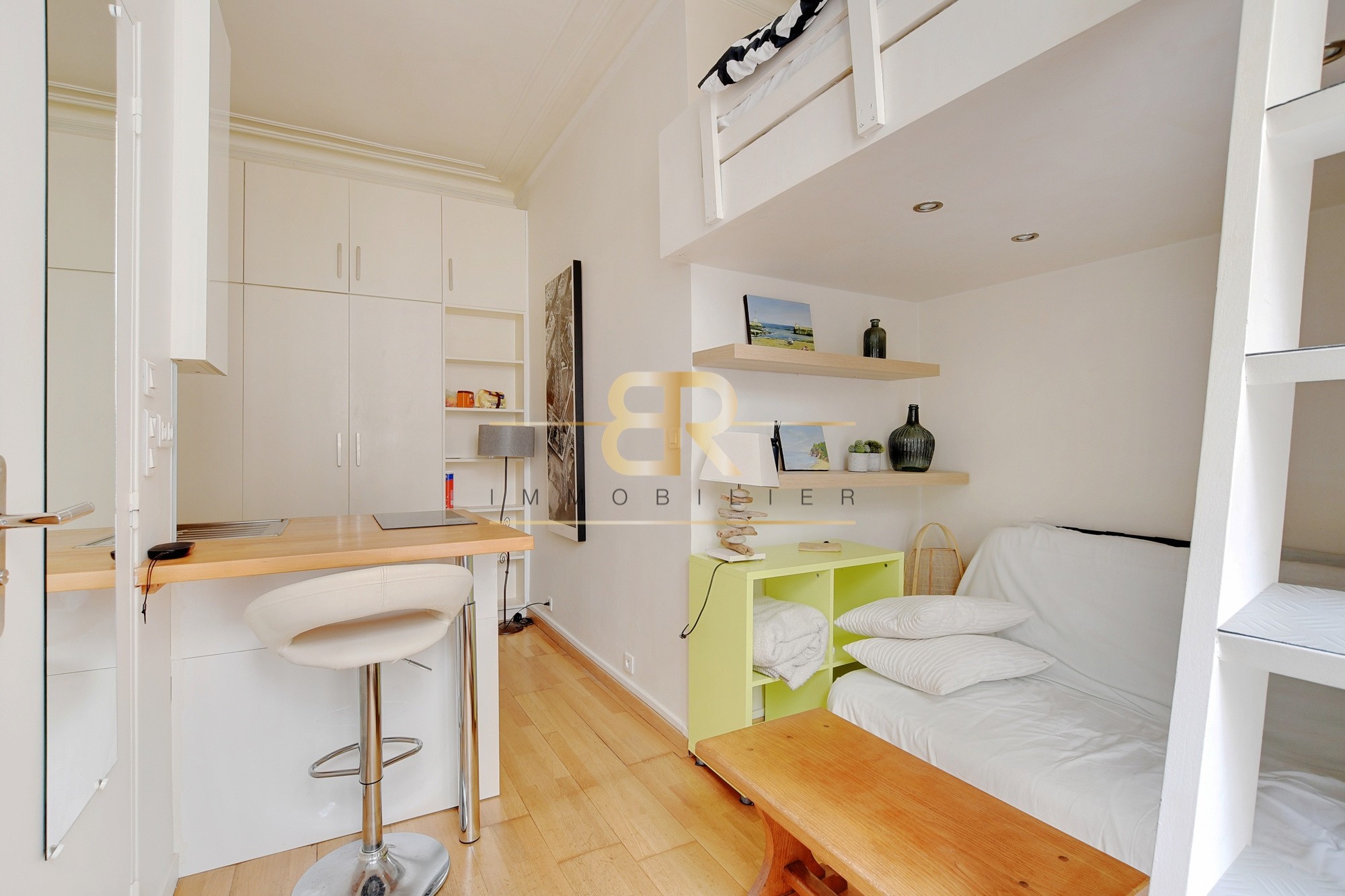 Vente Appartement à Paris Batignolles-Monceaux 17e arrondissement 1 pièce