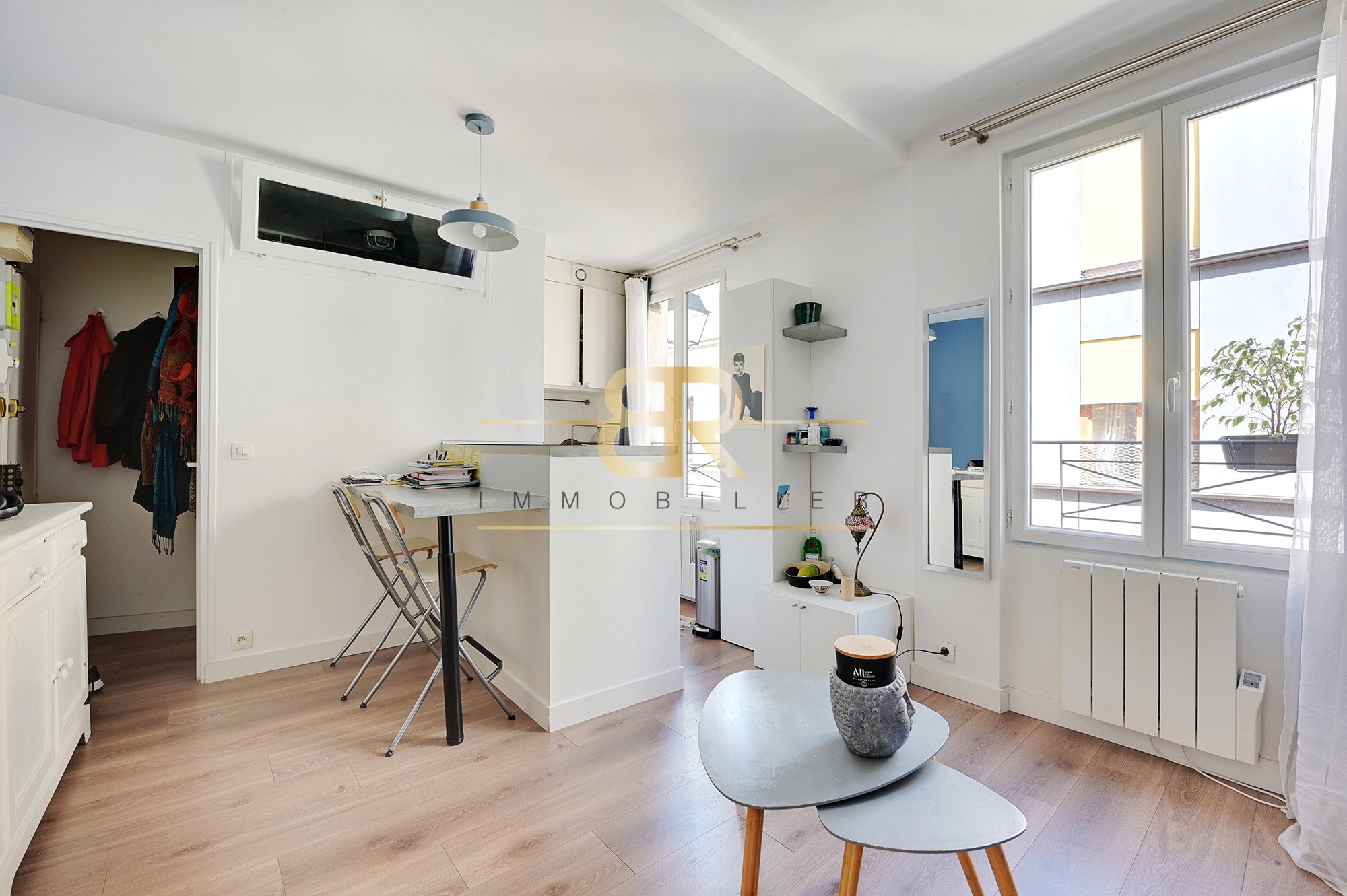 Vente Appartement à Paris Entrepôt 10e arrondissement 1 pièce