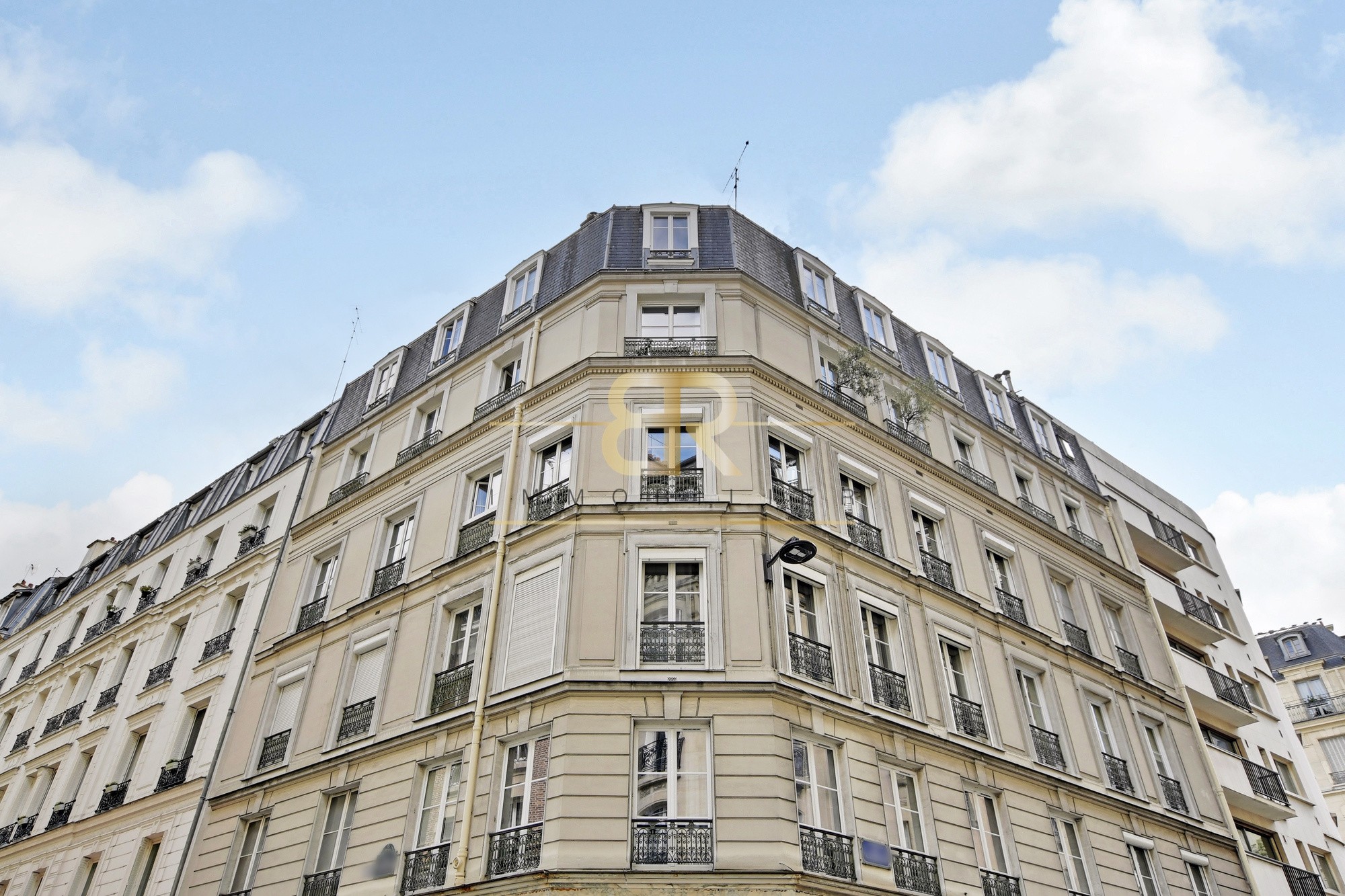 Vente Appartement à Paris Batignolles-Monceaux 17e arrondissement 2 pièces