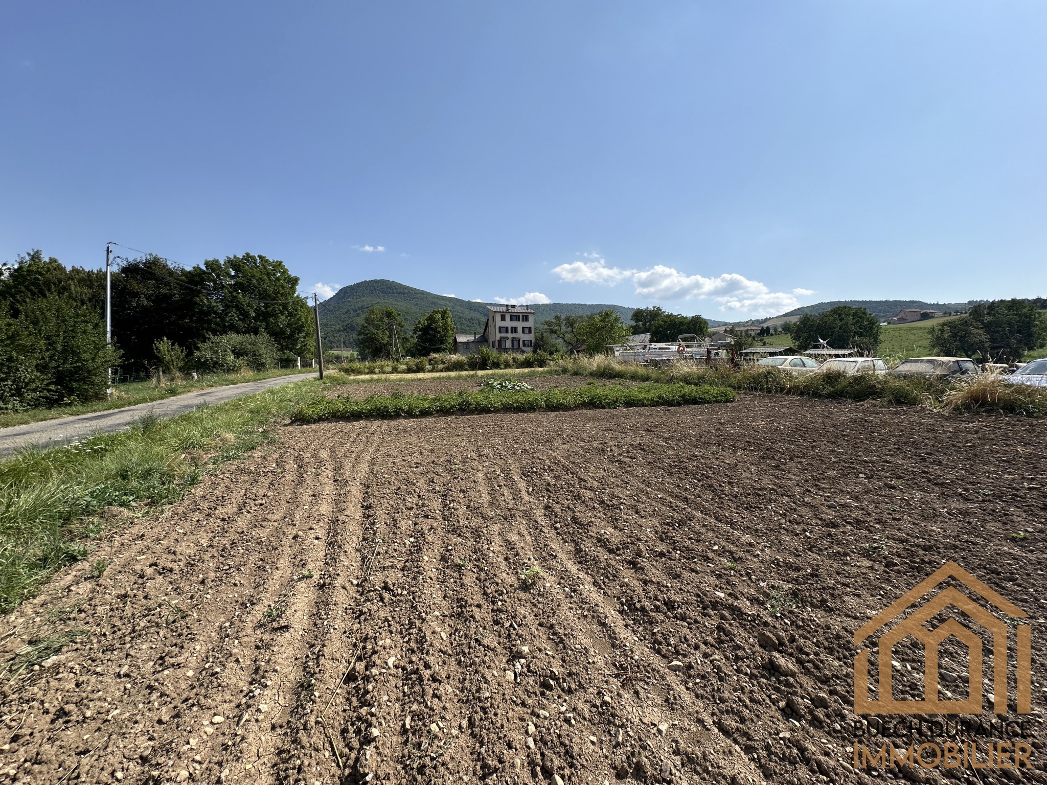 Vente Terrain à Bellaffaire 1 pièce