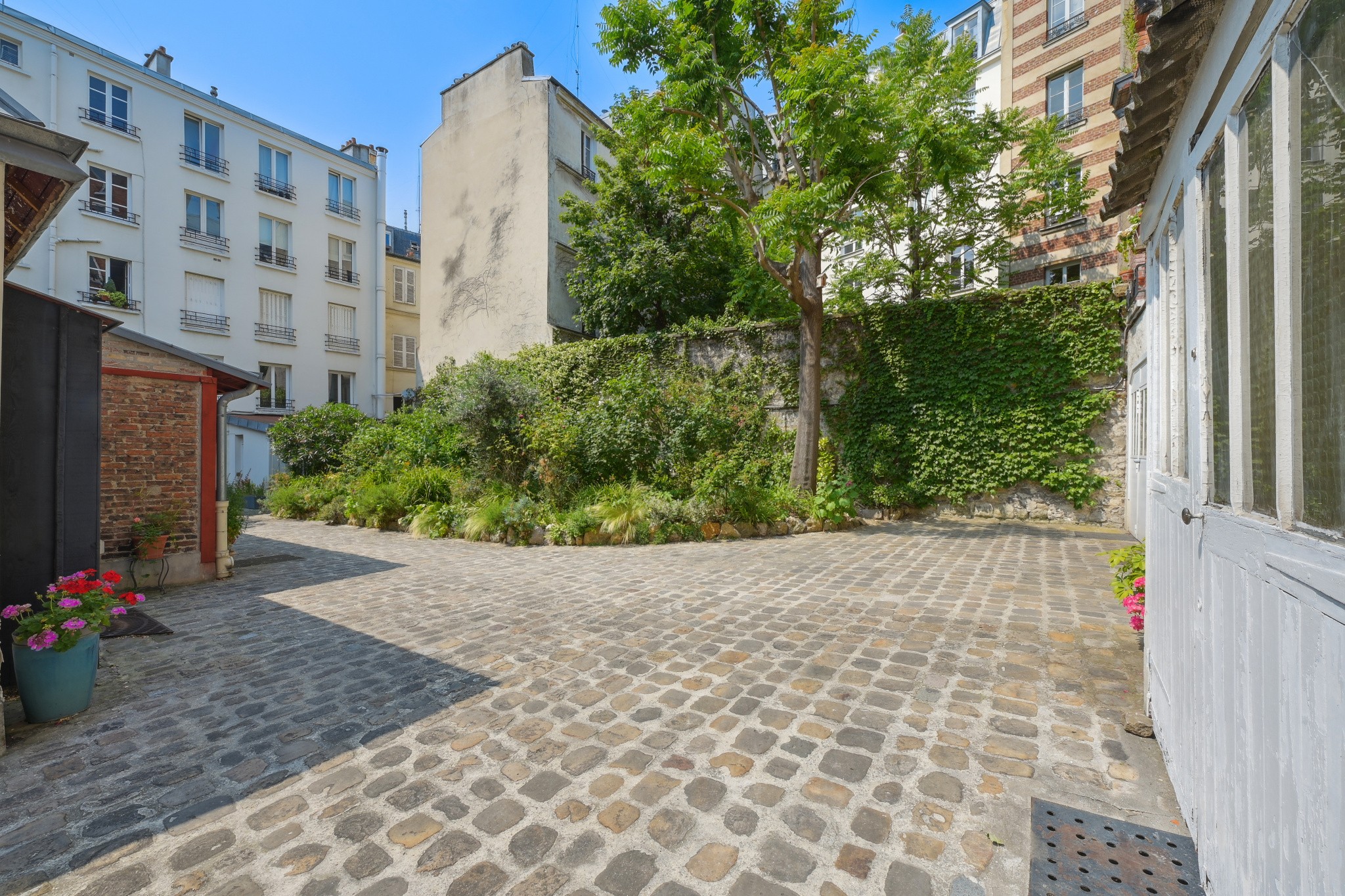 Vente Appartement à Paris Butte-Montmartre 18e arrondissement 2 pièces