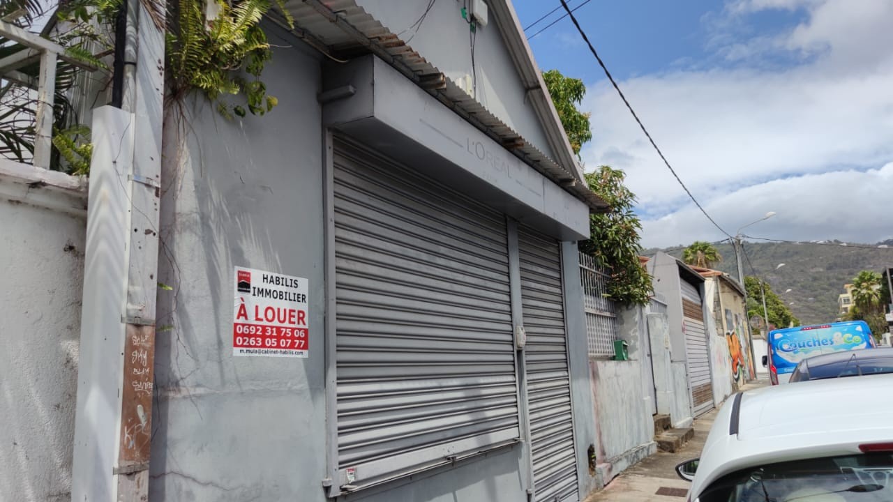 Location Bureau / Commerce à Saint-Denis 0 pièce