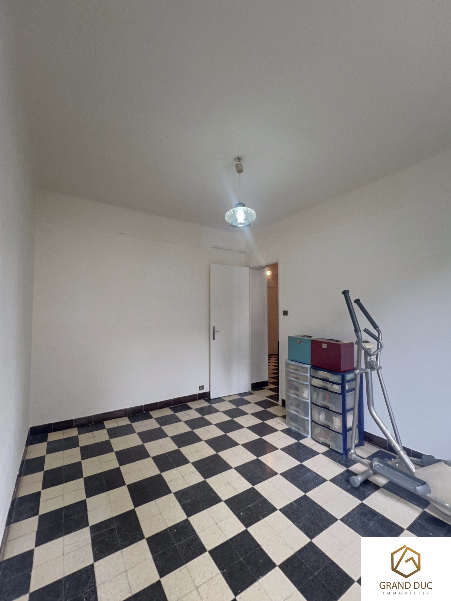 Vente Appartement à Marseille 4e arrondissement 3 pièces