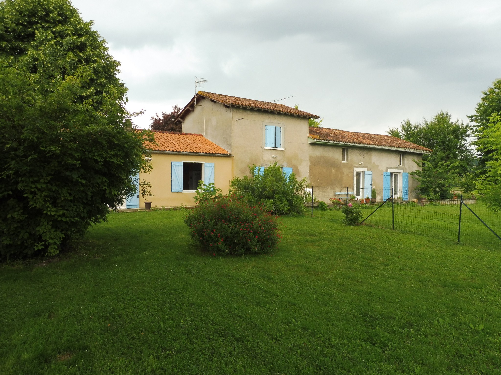 Vente Maison à Aubeterre-sur-Dronne 7 pièces