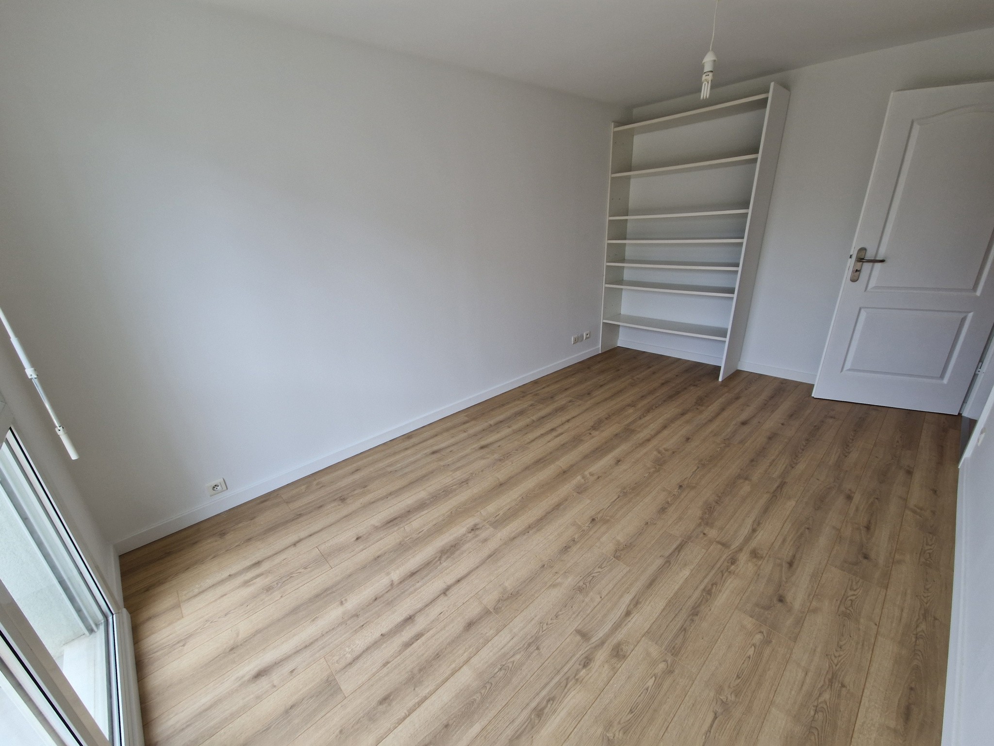 Location Appartement à Village-Neuf 4 pièces