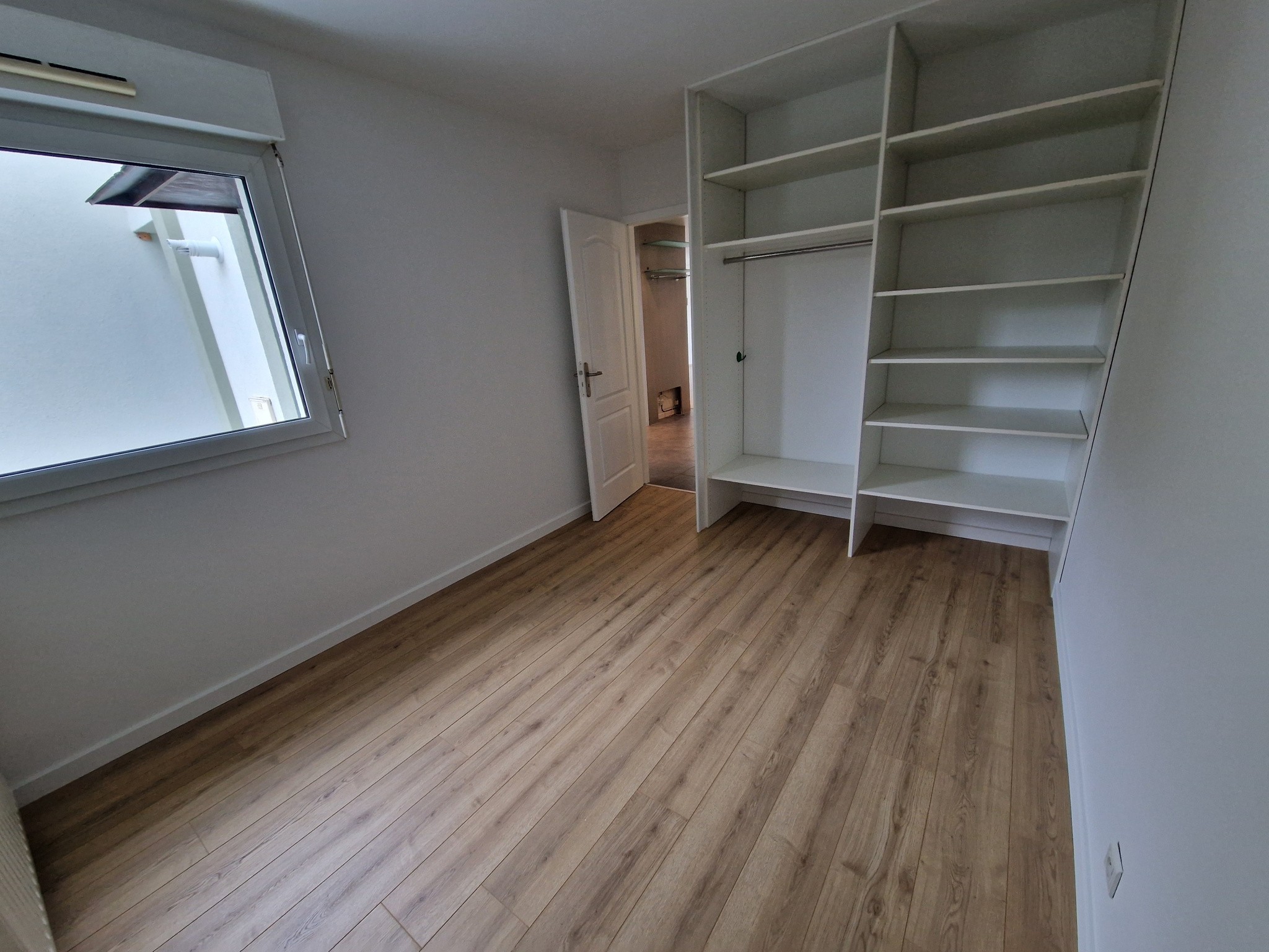 Location Appartement à Village-Neuf 4 pièces