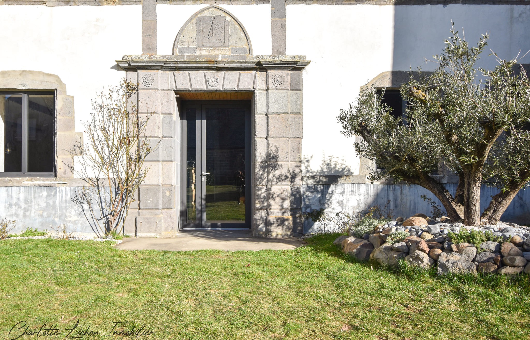 Vente Maison à la Tour-d'Auvergne 30 pièces