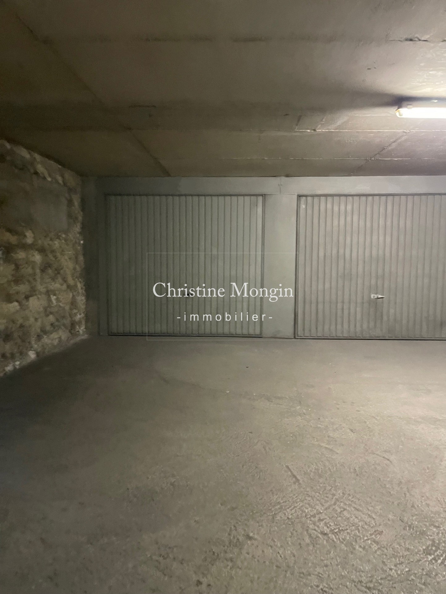 Vente Garage / Parking à Paris Batignolles-Monceaux 17e arrondissement 0 pièce