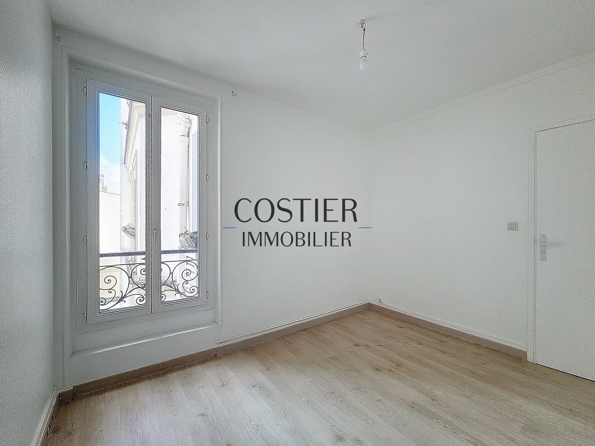 Vente Appartement à Paris Batignolles-Monceaux 17e arrondissement 3 pièces