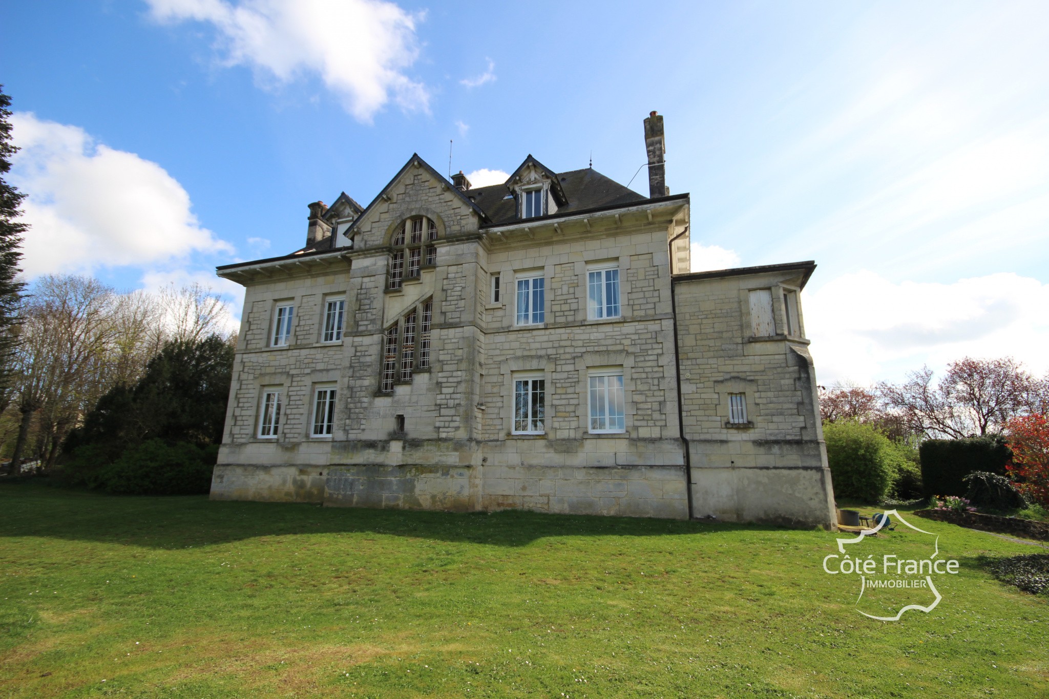 Vente Maison à Monthenault 22 pièces