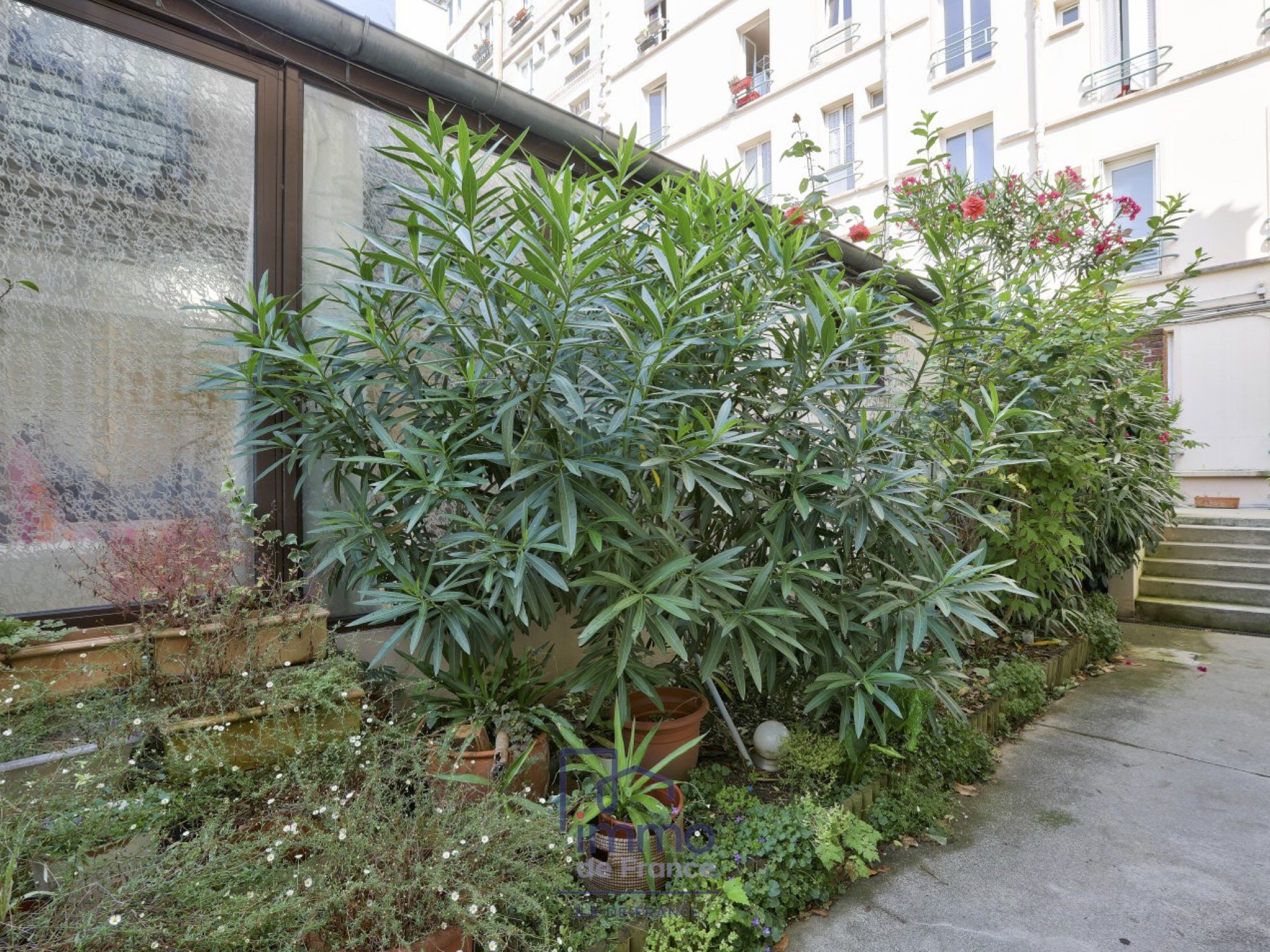 Vente Appartement à Paris Ménilmontant 20e arrondissement 6 pièces