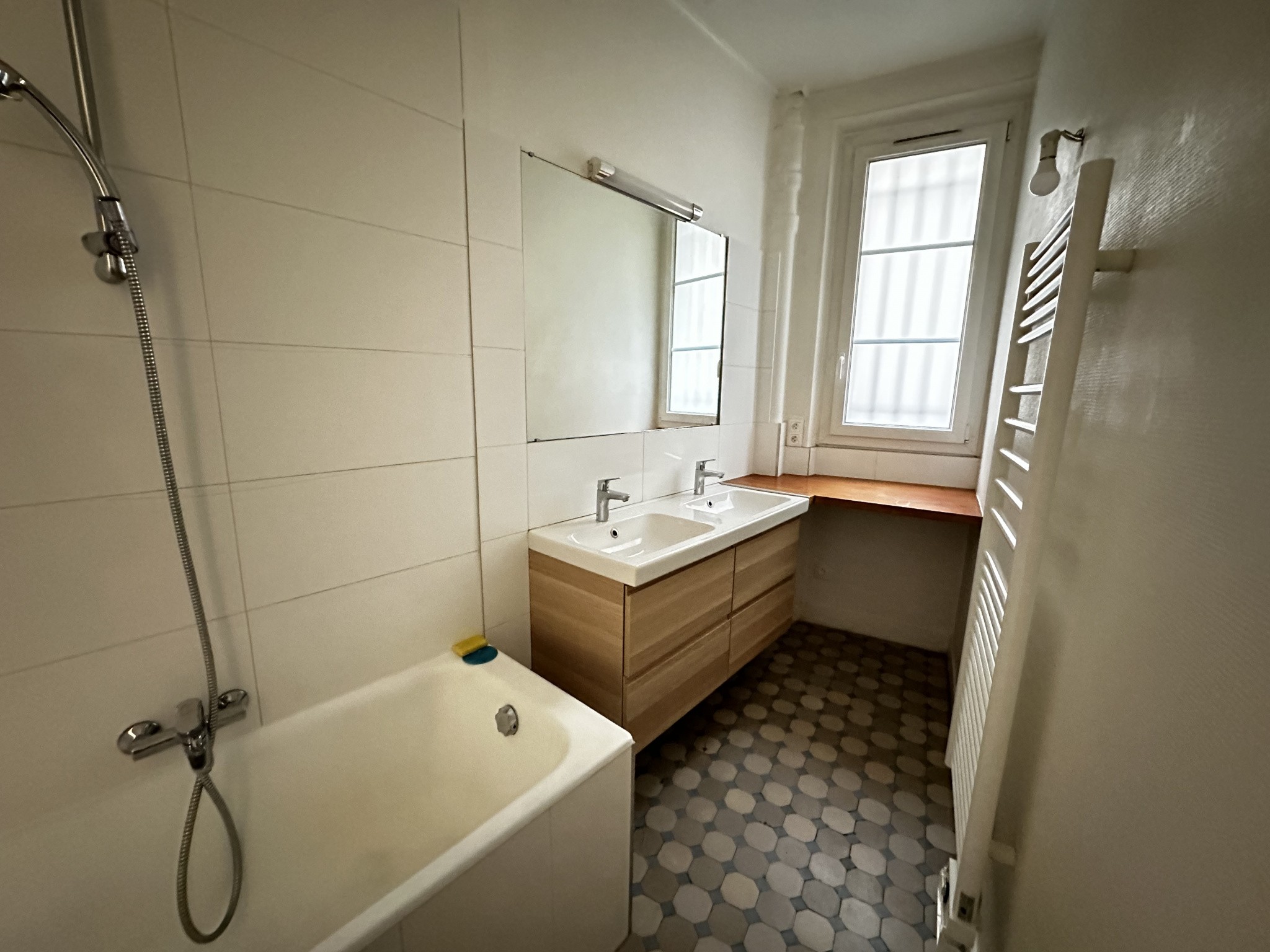 Vente Appartement à Paris Butte-Montmartre 18e arrondissement 4 pièces