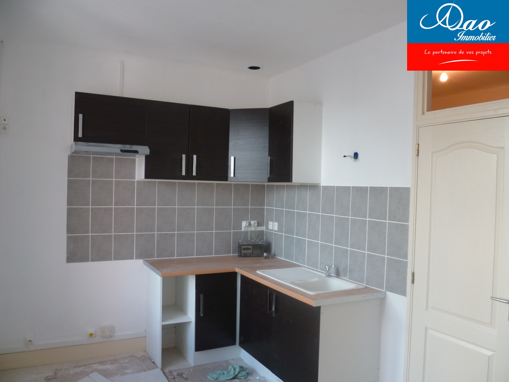 Vente Appartement à Saint-Julien-les-Villas 6 pièces