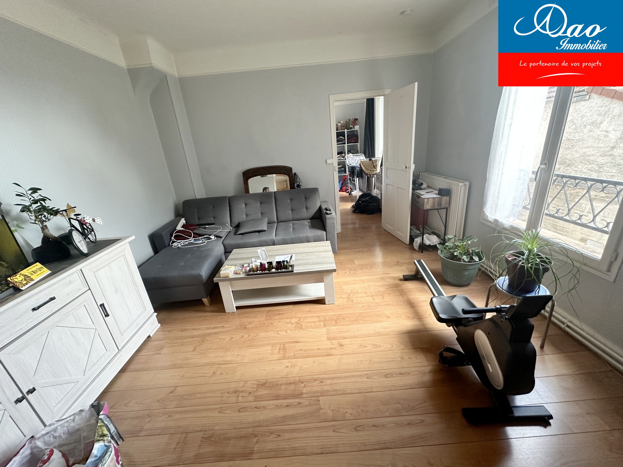 Vente Appartement à Saint-Julien-les-Villas 6 pièces