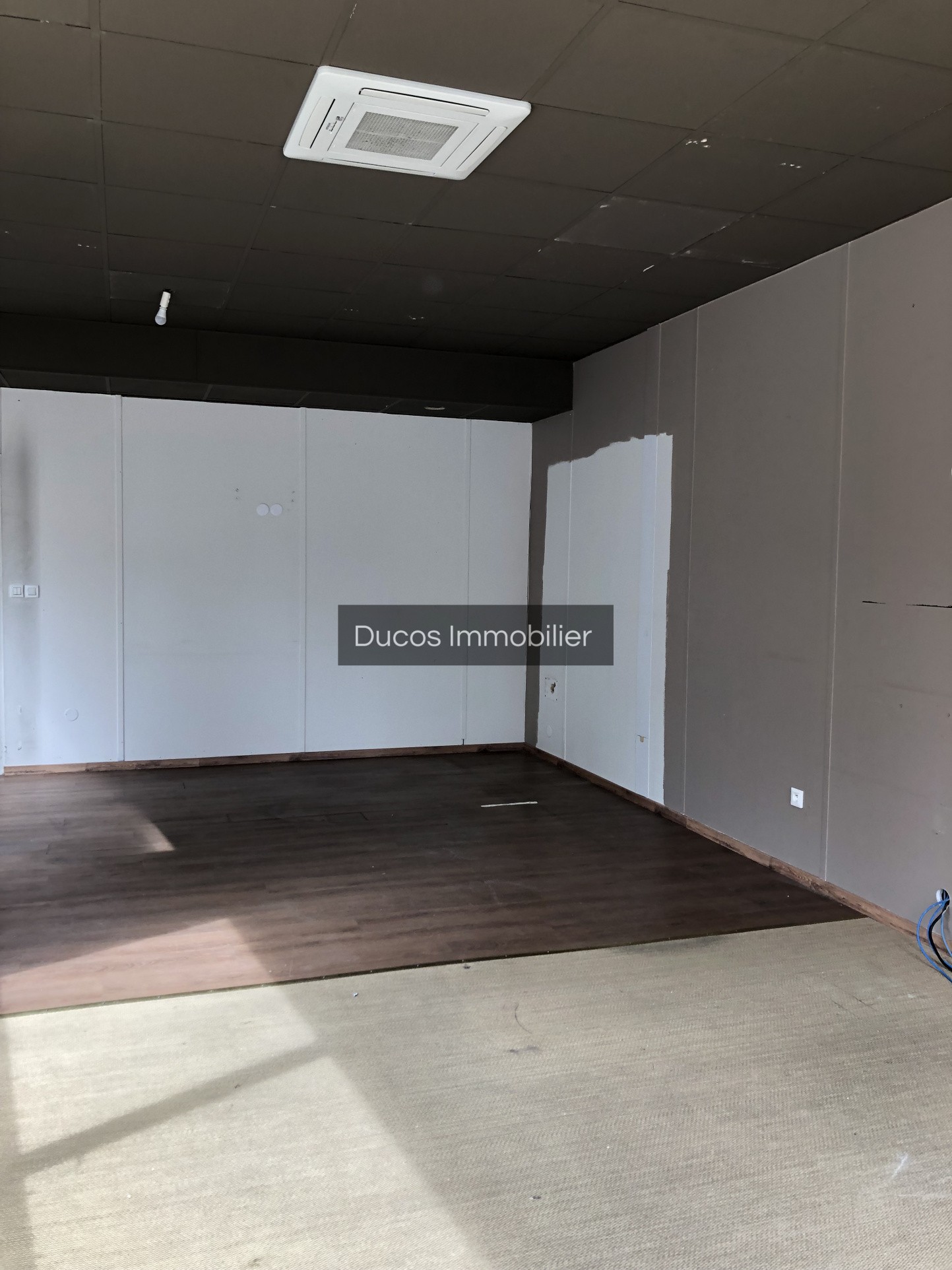 Location Bureau / Commerce à Marmande 1 pièce