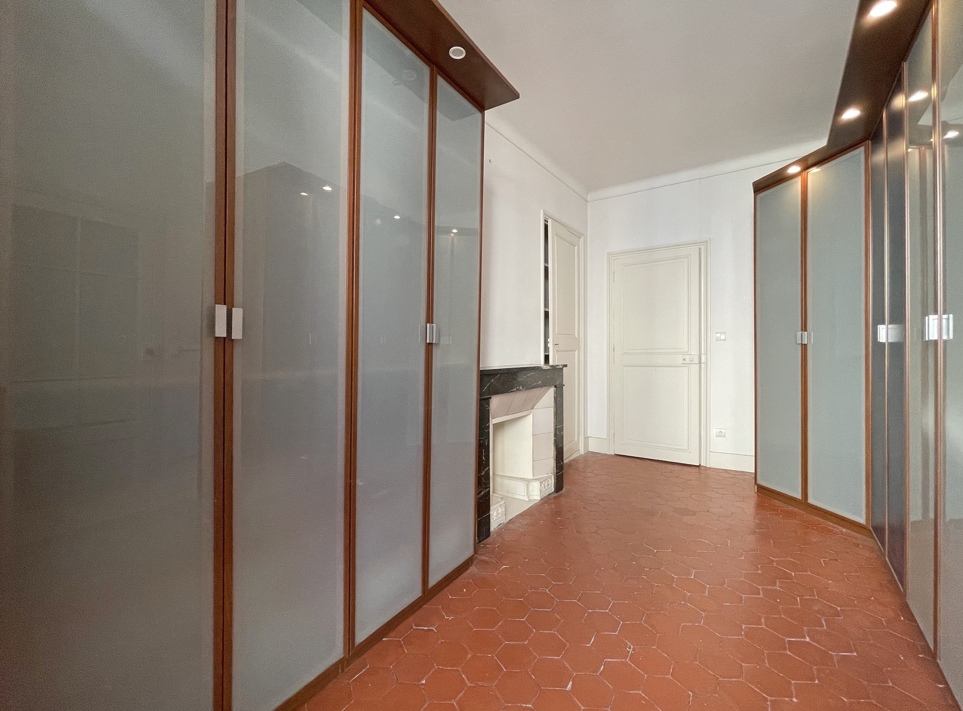 Vente Appartement à Nîmes 7 pièces