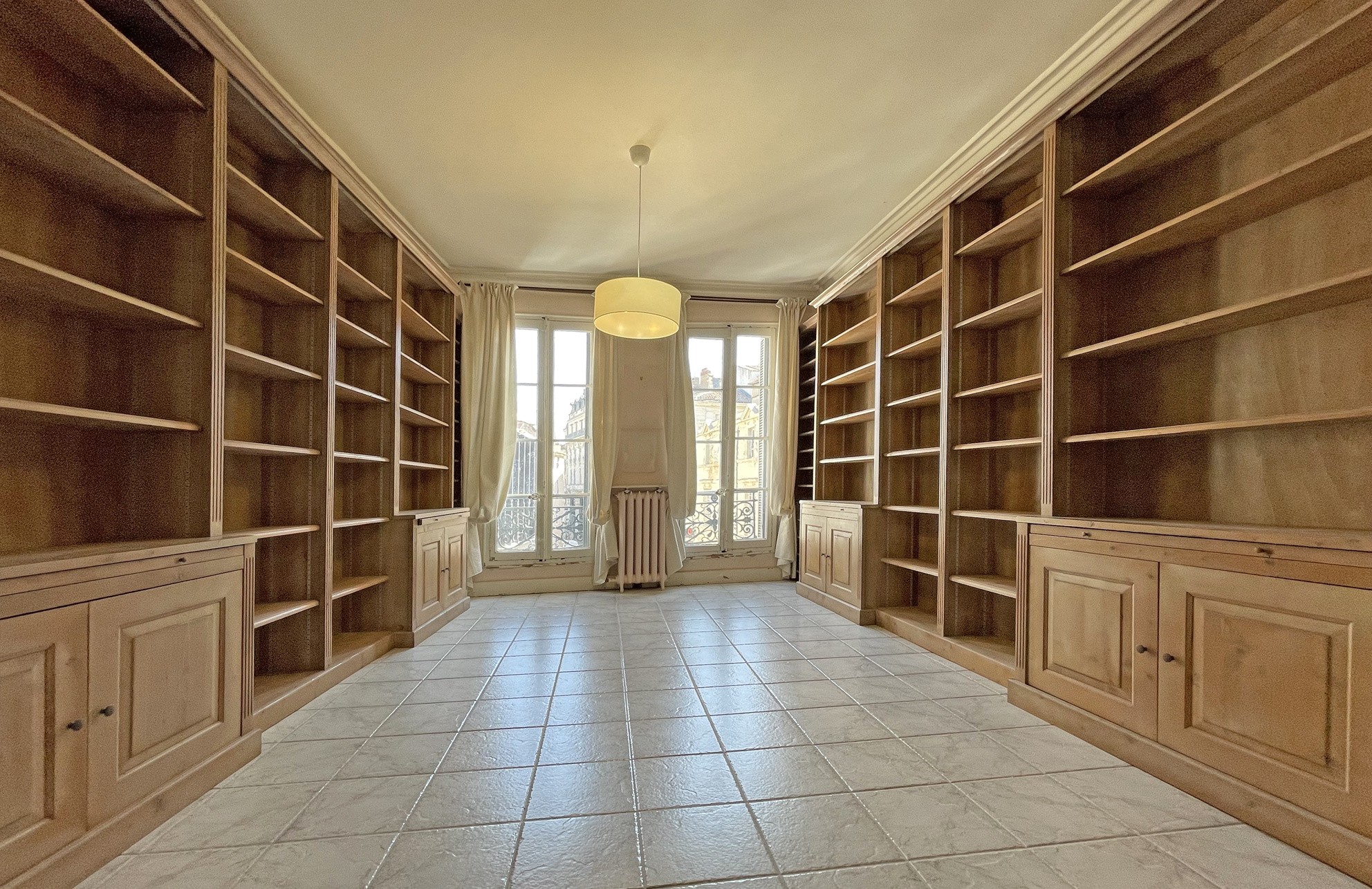 Vente Appartement à Nîmes 7 pièces