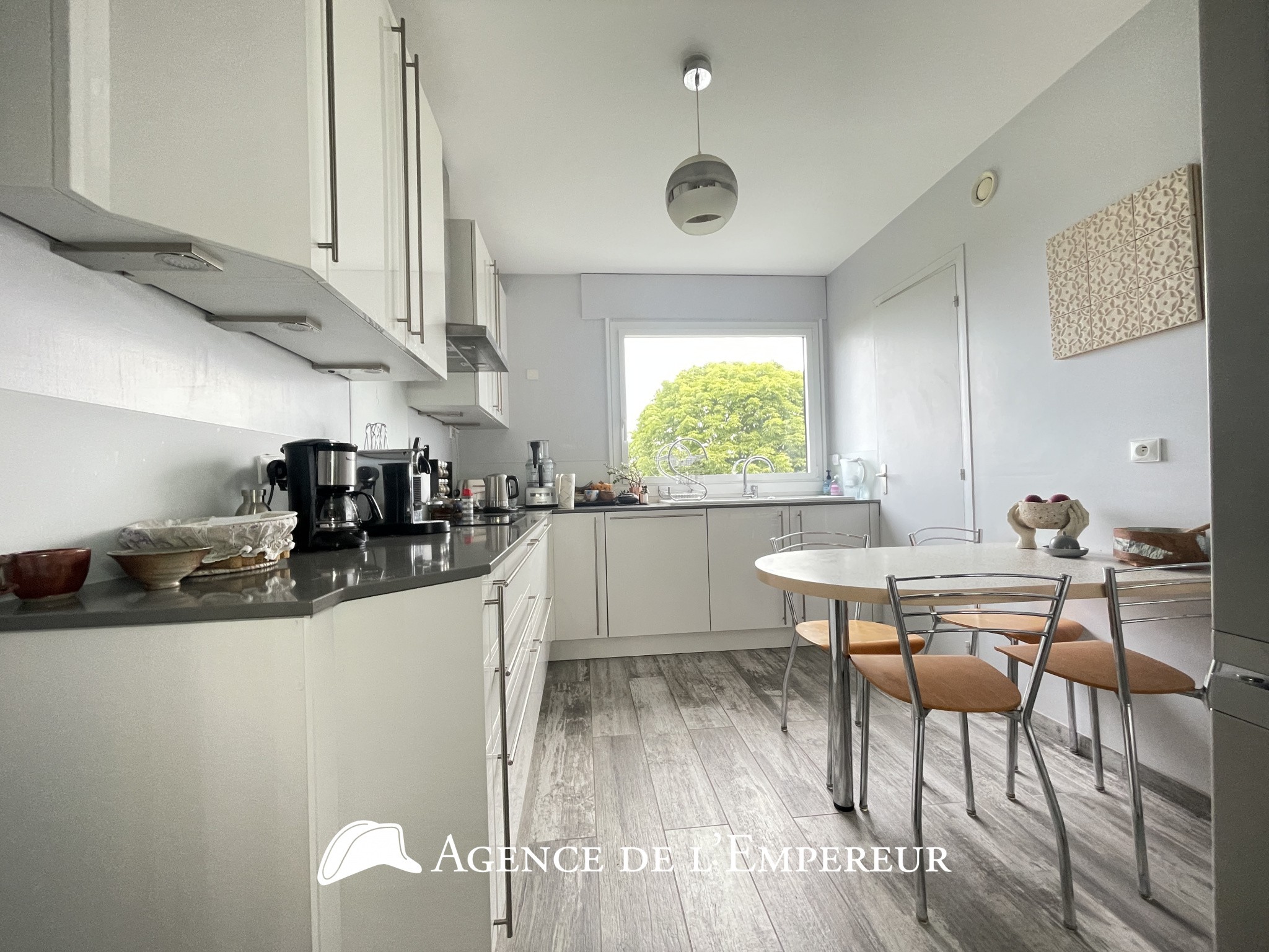 Vente Appartement à Rueil-Malmaison 5 pièces