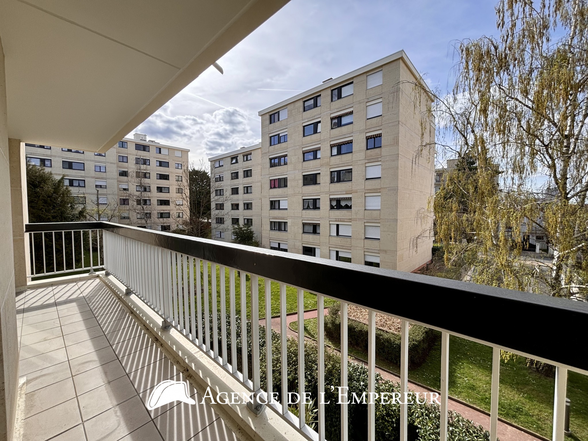 Vente Appartement à Rueil-Malmaison 6 pièces