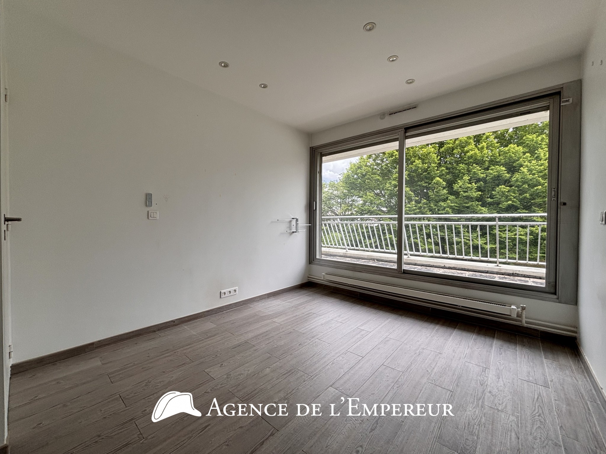 Vente Appartement à Rueil-Malmaison 5 pièces