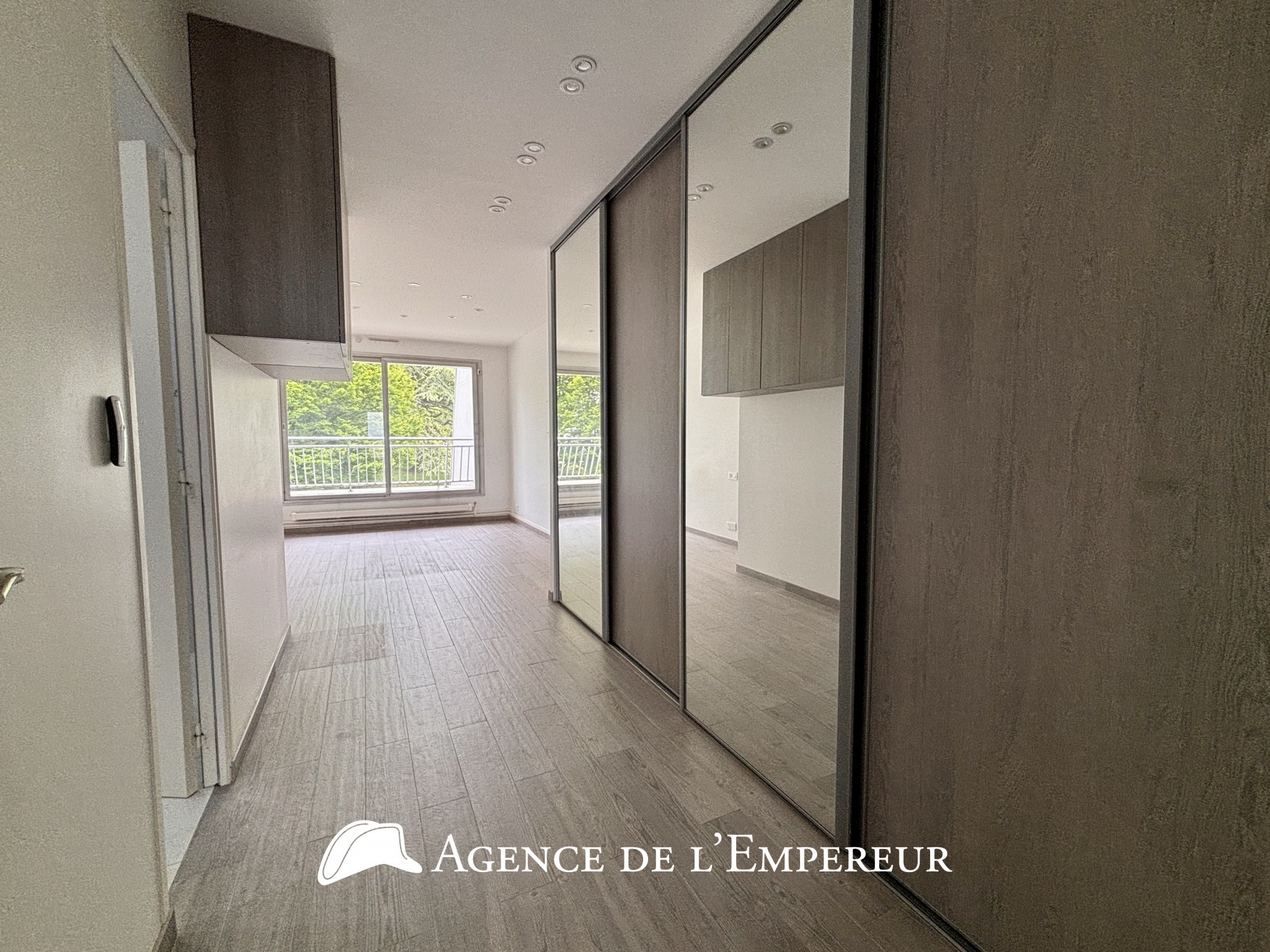 Vente Appartement à Rueil-Malmaison 5 pièces