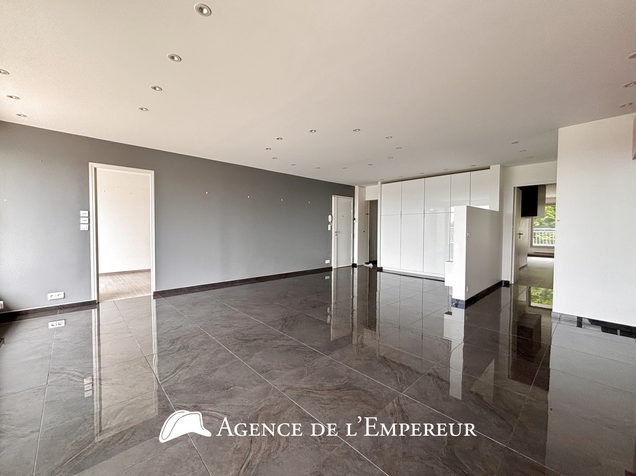 Vente Appartement à Rueil-Malmaison 5 pièces