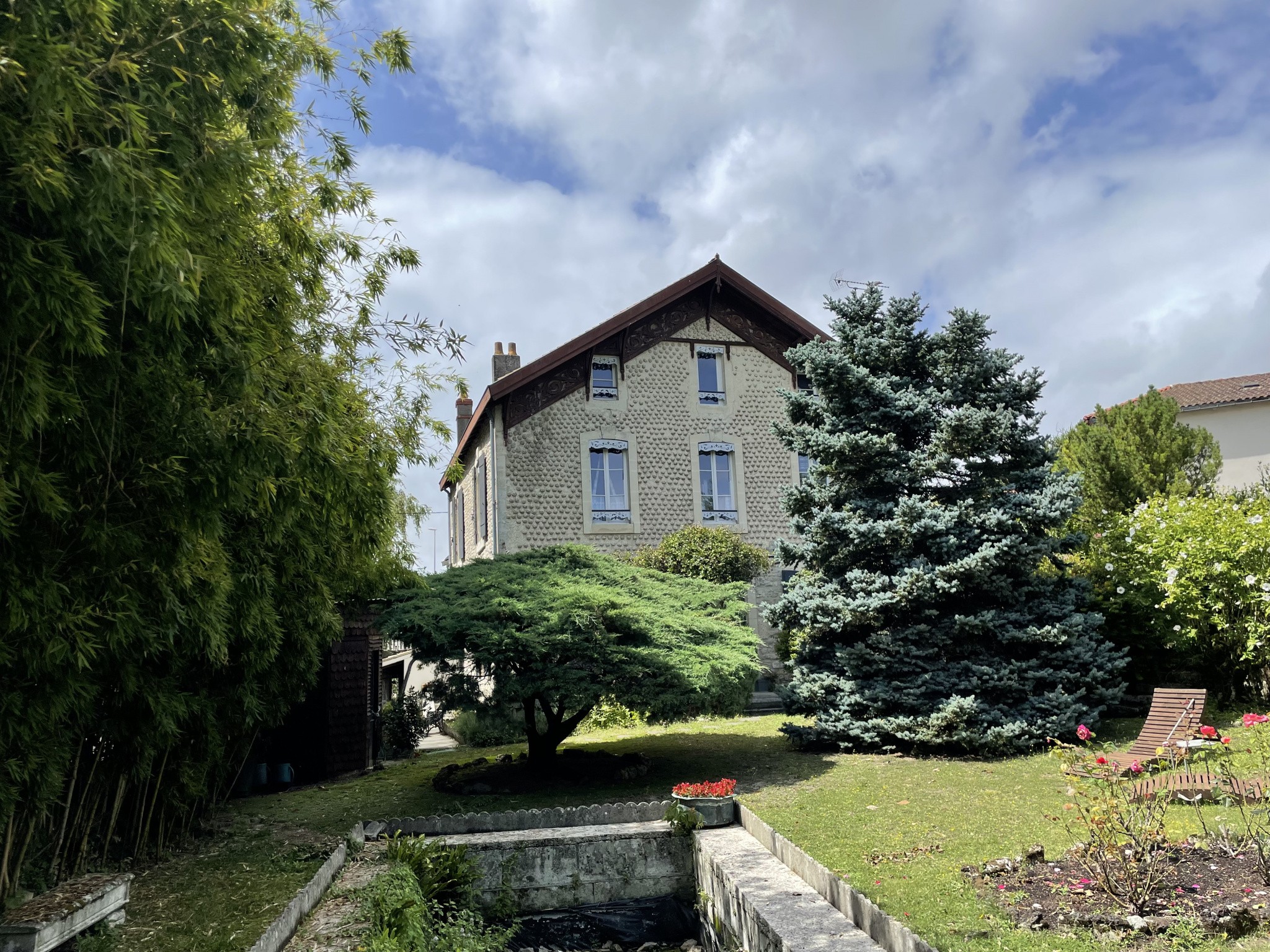 Vente Maison à Saint-Jean-d'Angély 8 pièces