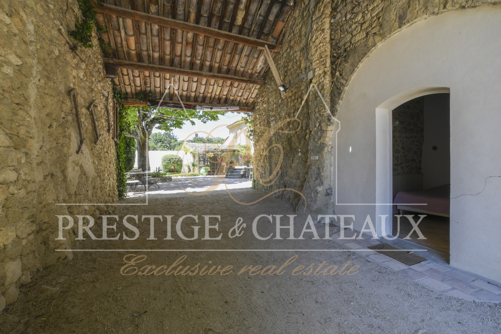 Vente Maison à Grignan 14 pièces