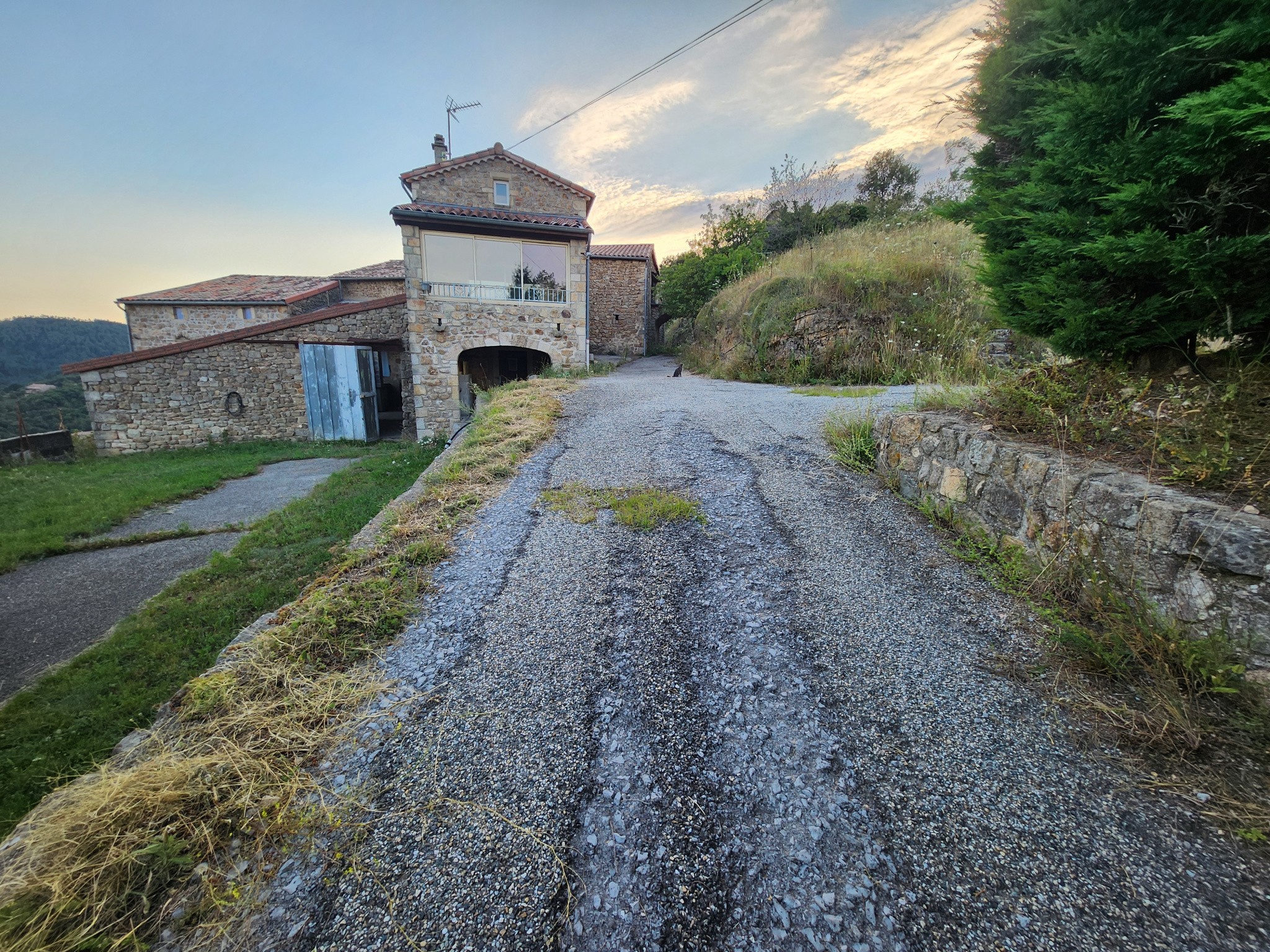 Vente Maison à Ailhon 10 pièces