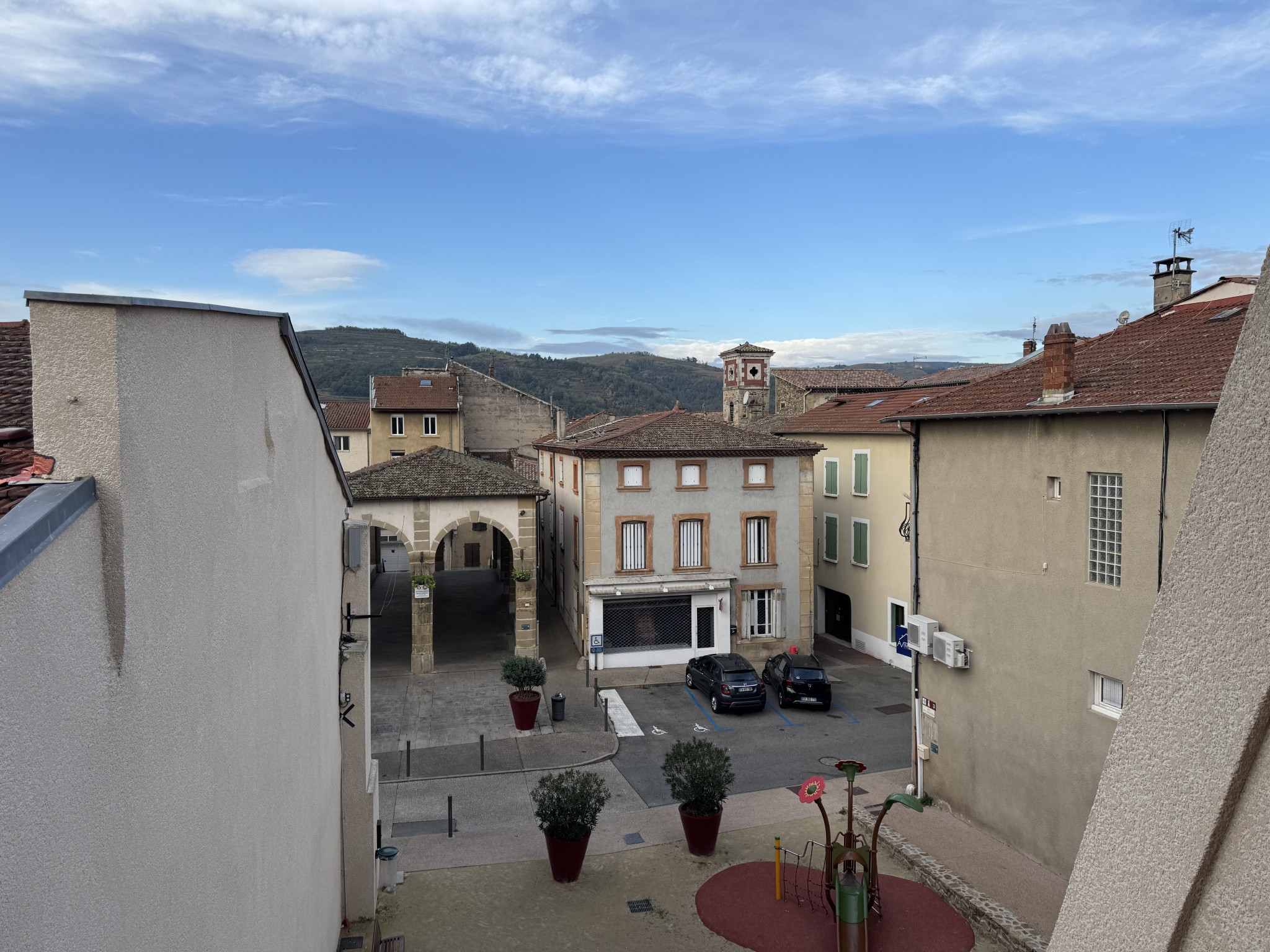 Vente Bureau / Commerce à Saint-Vallier 0 pièce