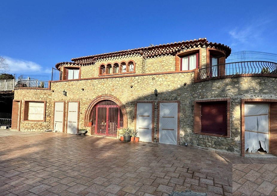 Vente Maison à Collioure 50 pièces